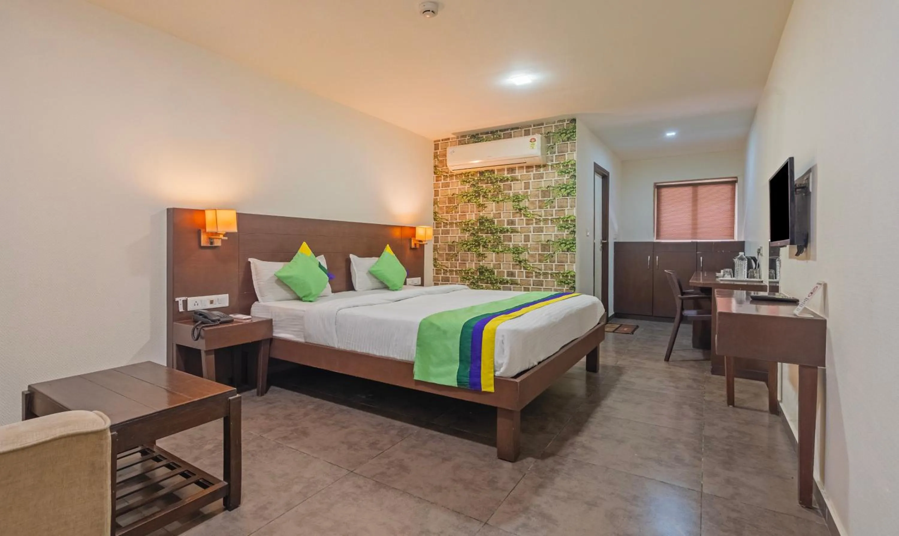 Bedroom, Bed in Hotel Casa, Vadodara