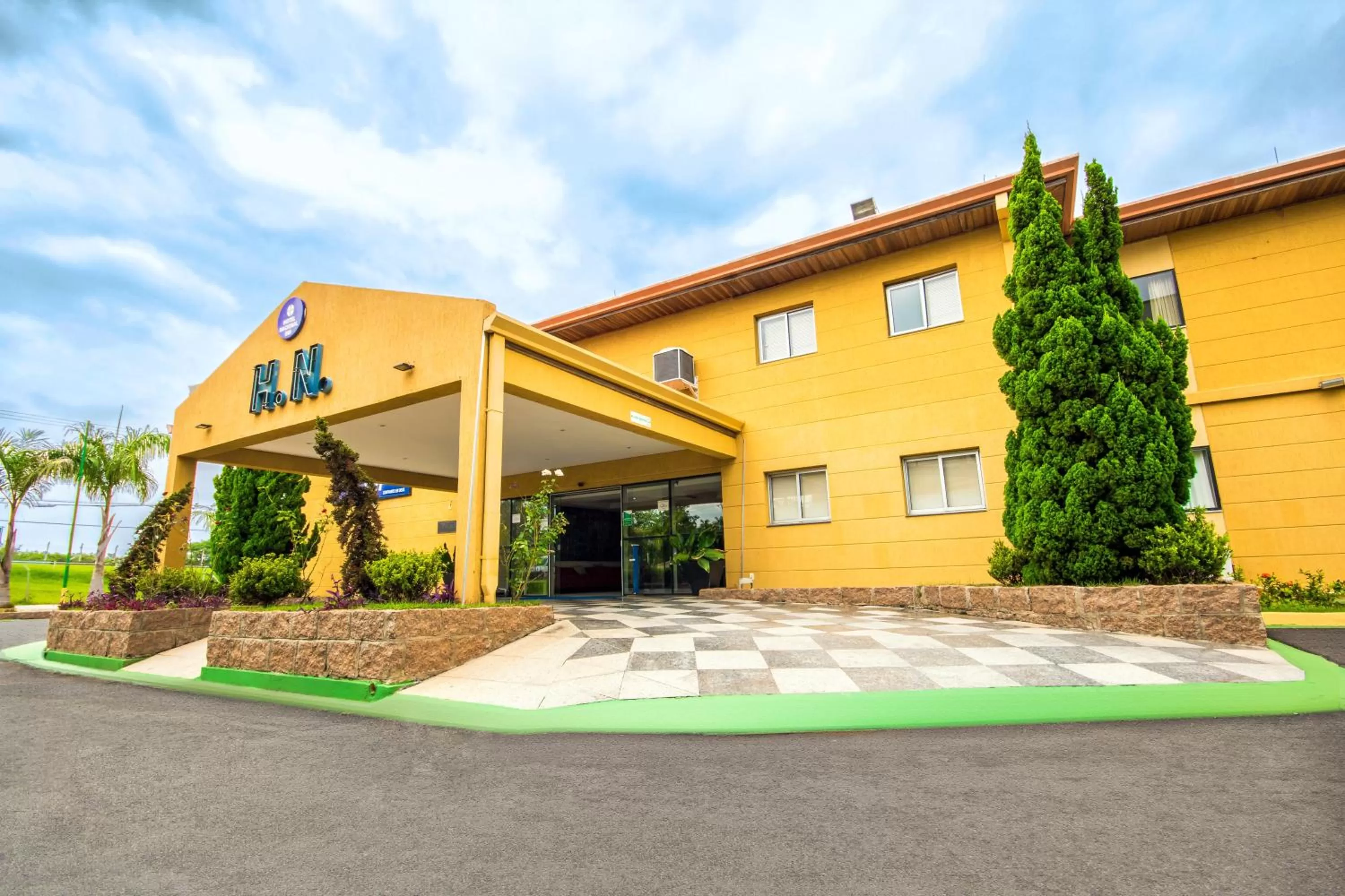 Facade/entrance in Hotel Nacional Inn Sorocaba