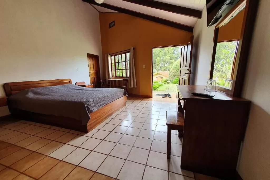 Bed in Hotel Villa Zurqui