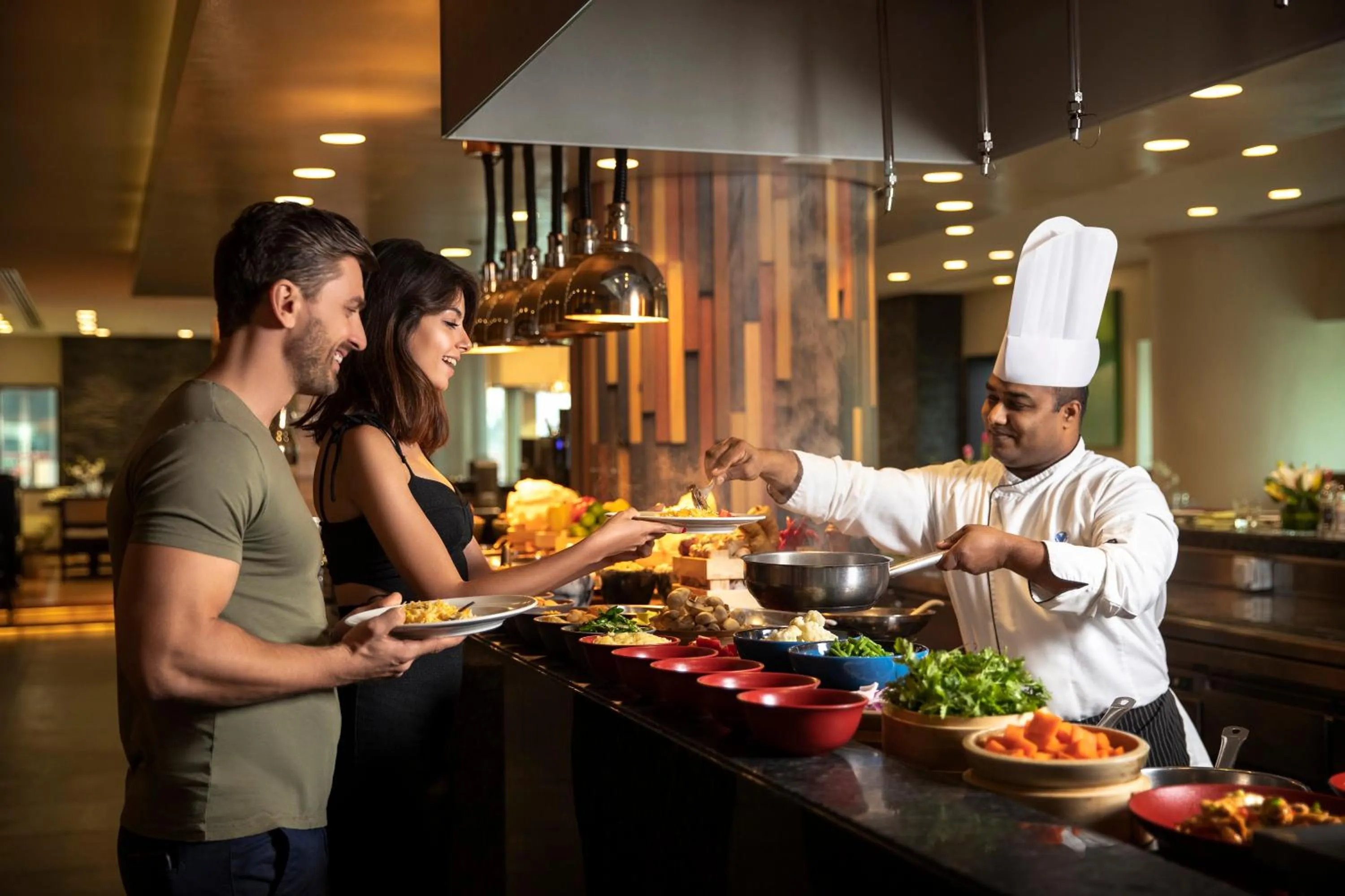 Restaurant/places to eat in Towers Rotana - Dubai