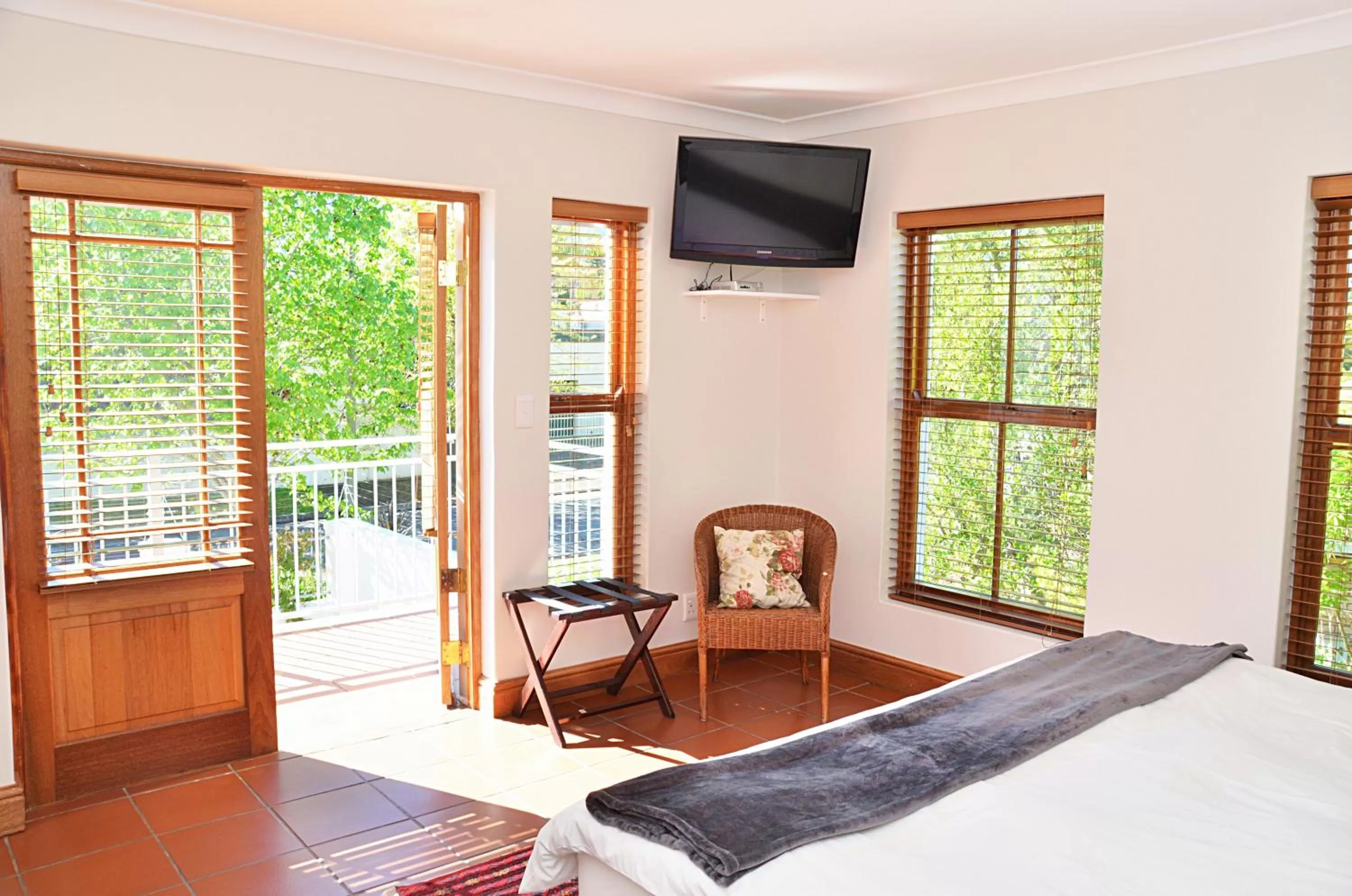 Photo of the whole room, Bed in Penelope's Stellenbosch