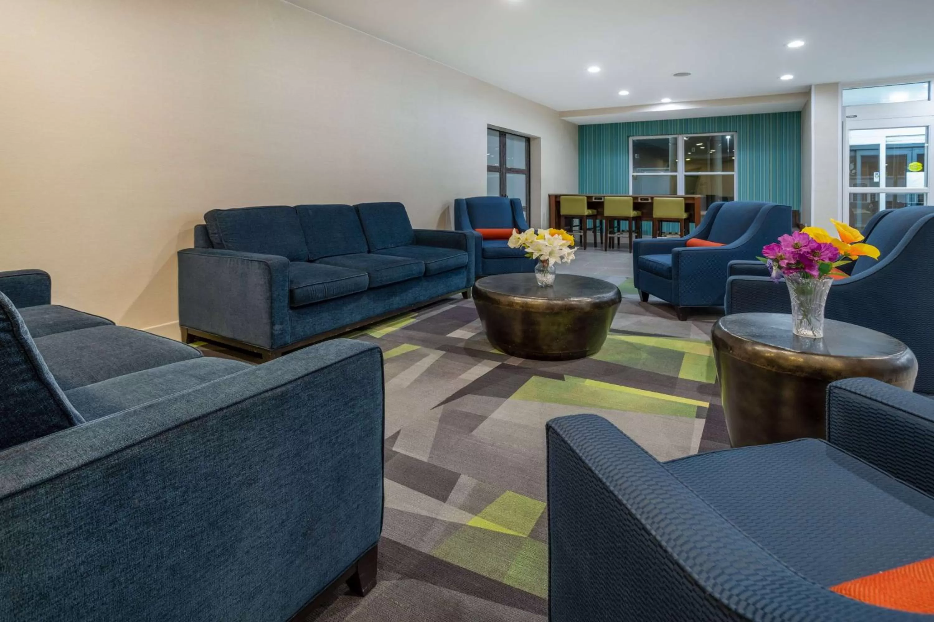 Lobby or reception in Wingate by Wyndham Waldorf - Washington DC Area