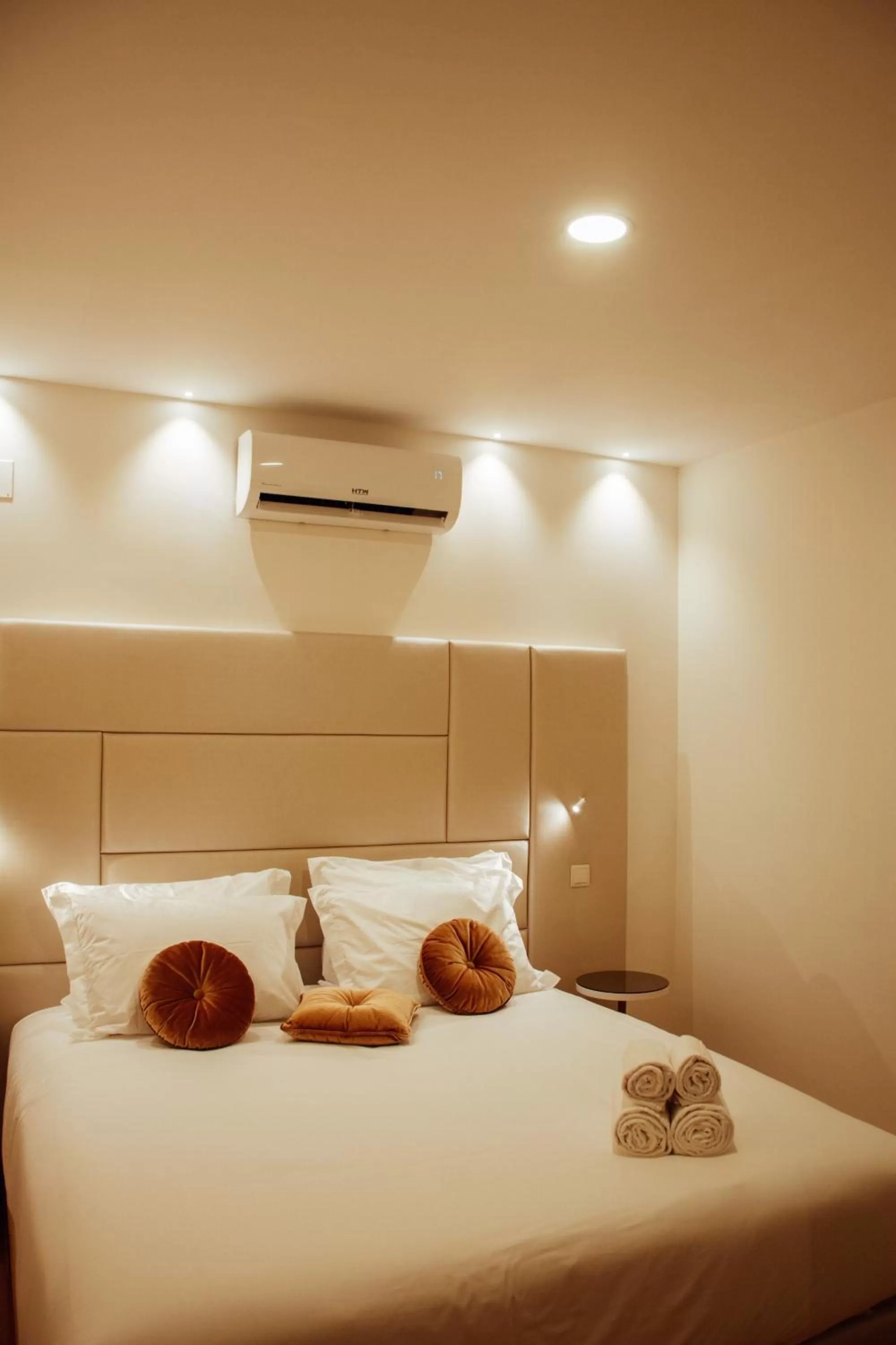 Bedroom, Bed in Le Premier Lisbon Suites