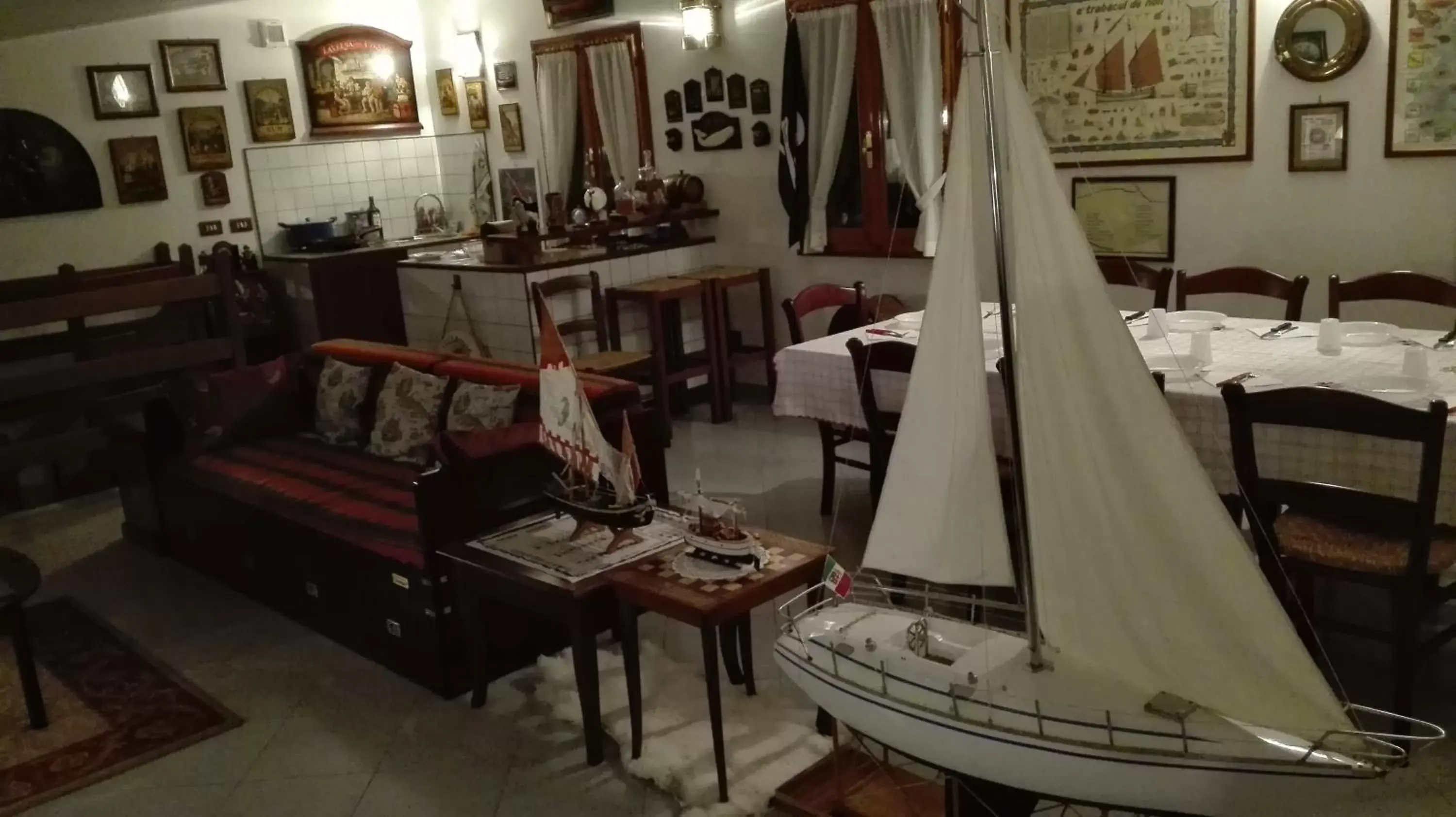 B&B "Il Cantastorie" Casa Molinari-Boldrini - Room & breakfast B&B "Il Cantastorie" Casa Molinari-Boldrini - Room & breakfast