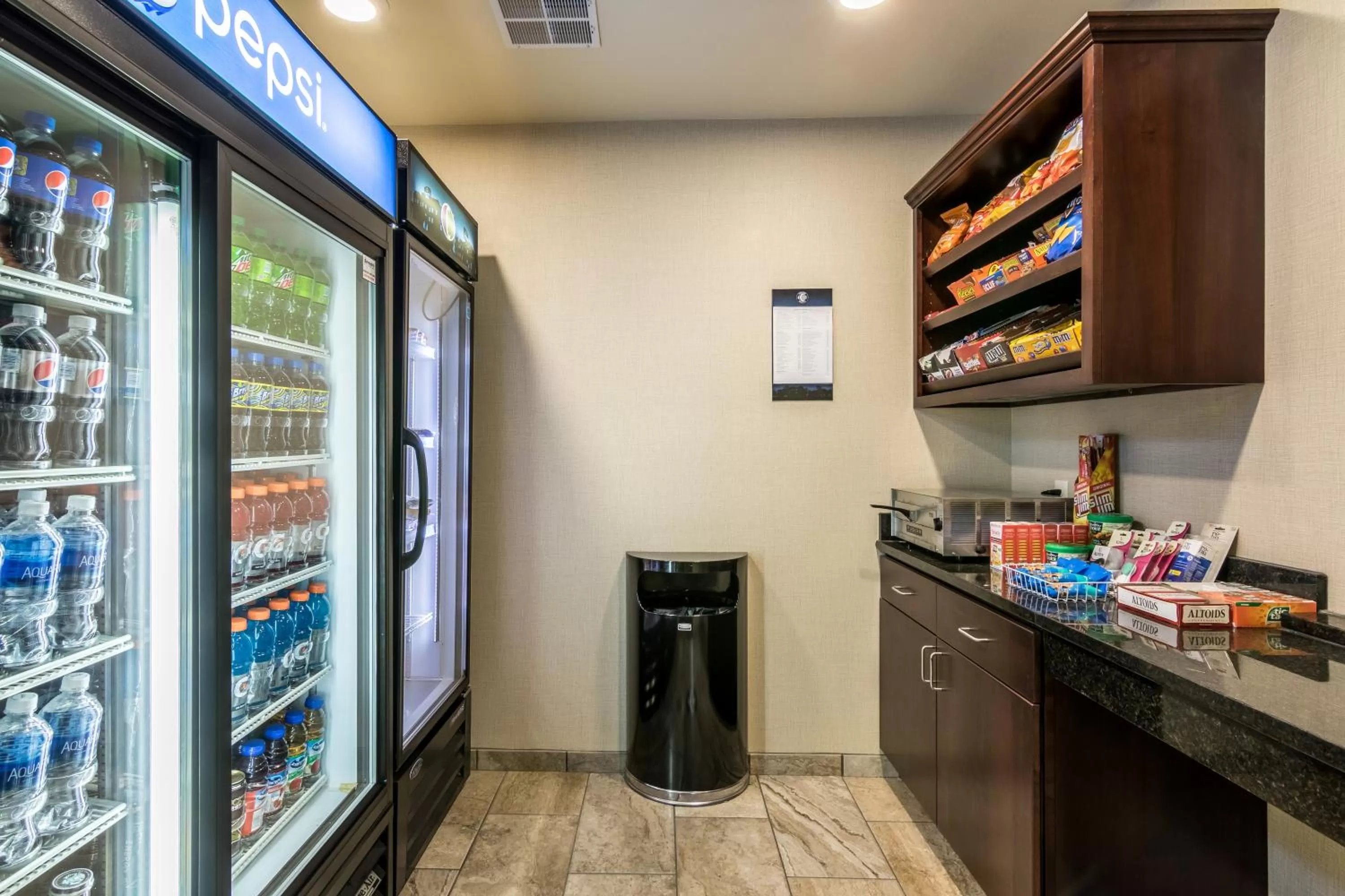 On-site shops in Cobblestone Inn & Suites - Barron