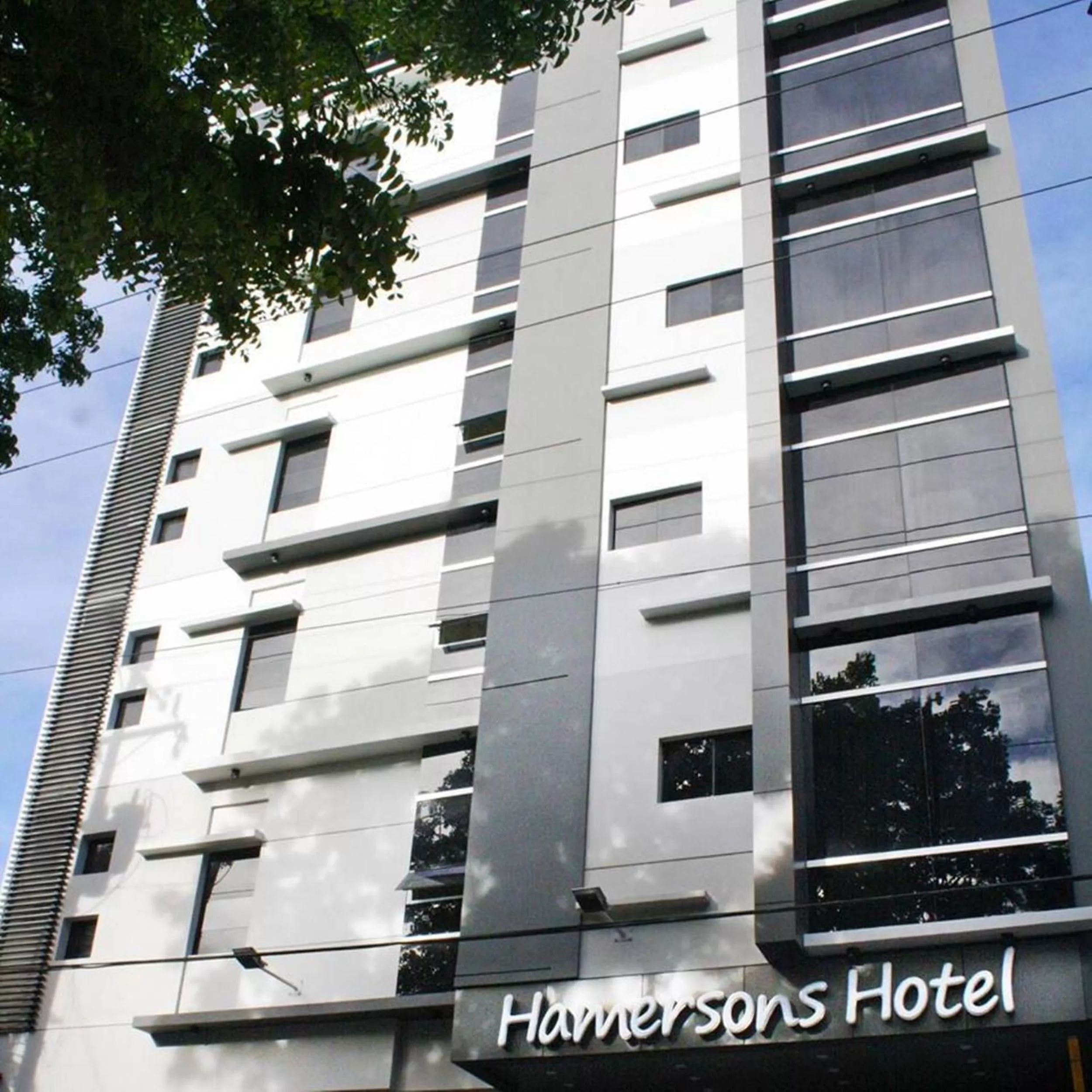 Facade/entrance in Hamersons Hotel Cebu