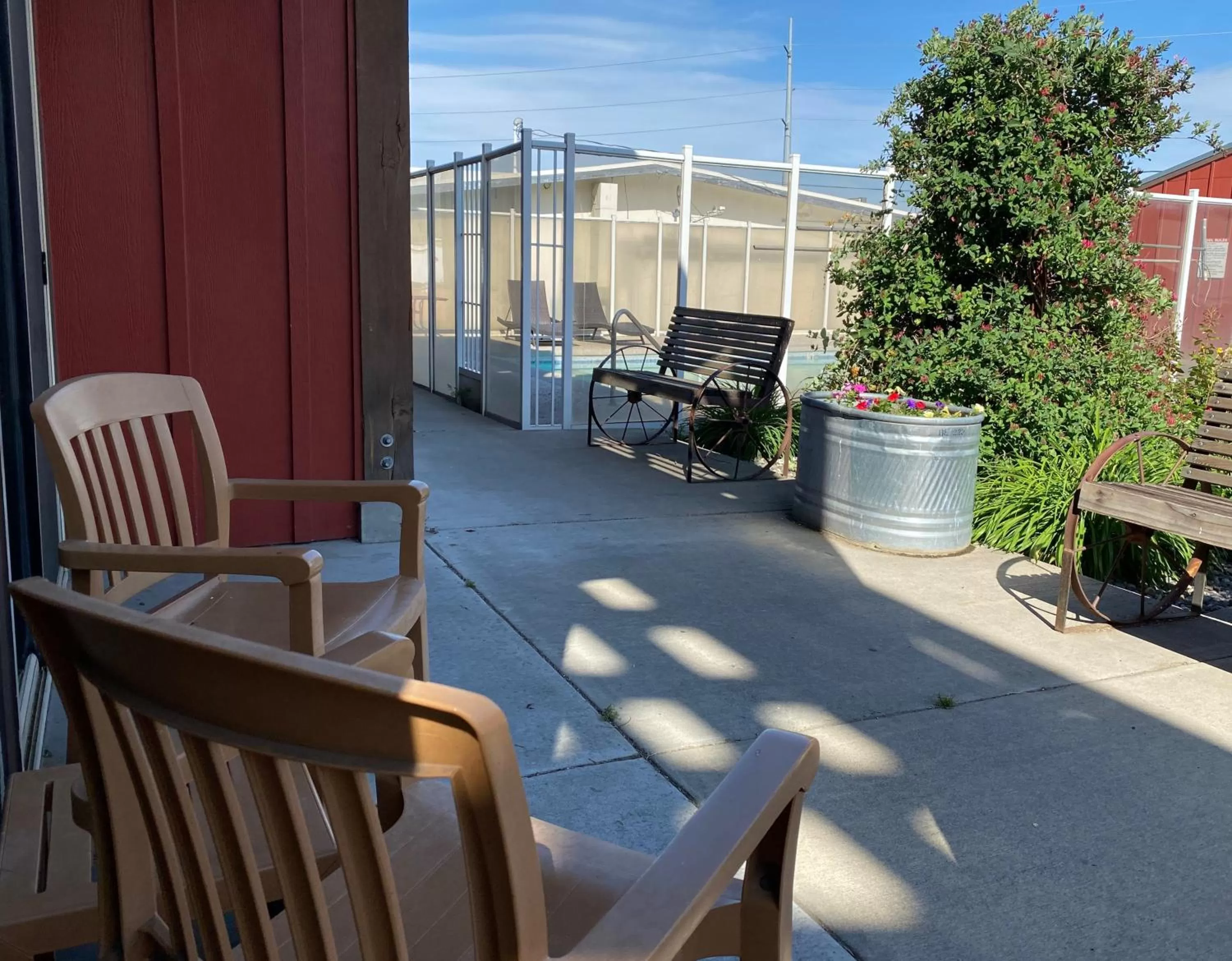 Seating area in Cousin's Country Inn