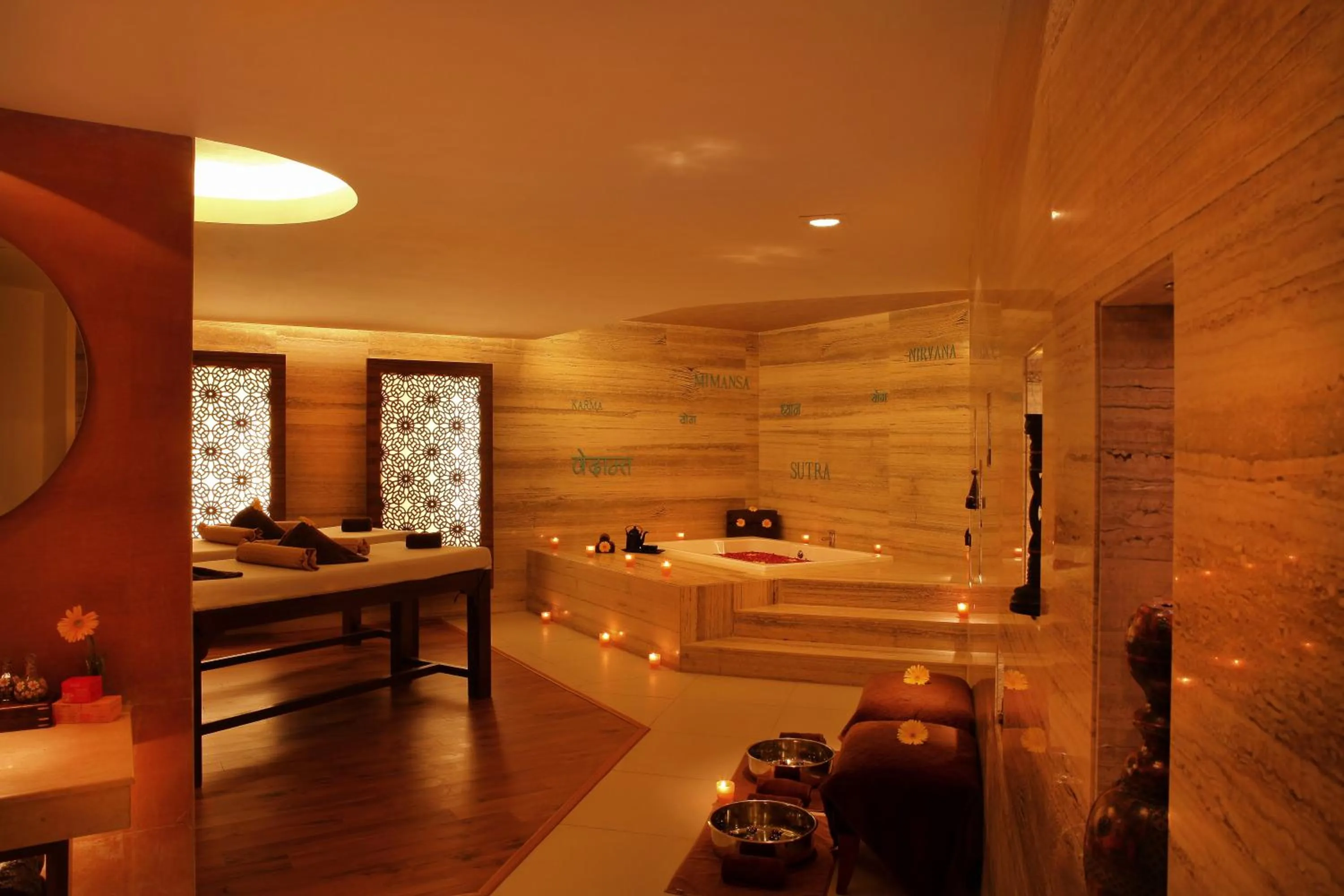 Massage in The Metropolitan Hotel & Spa New Delhi