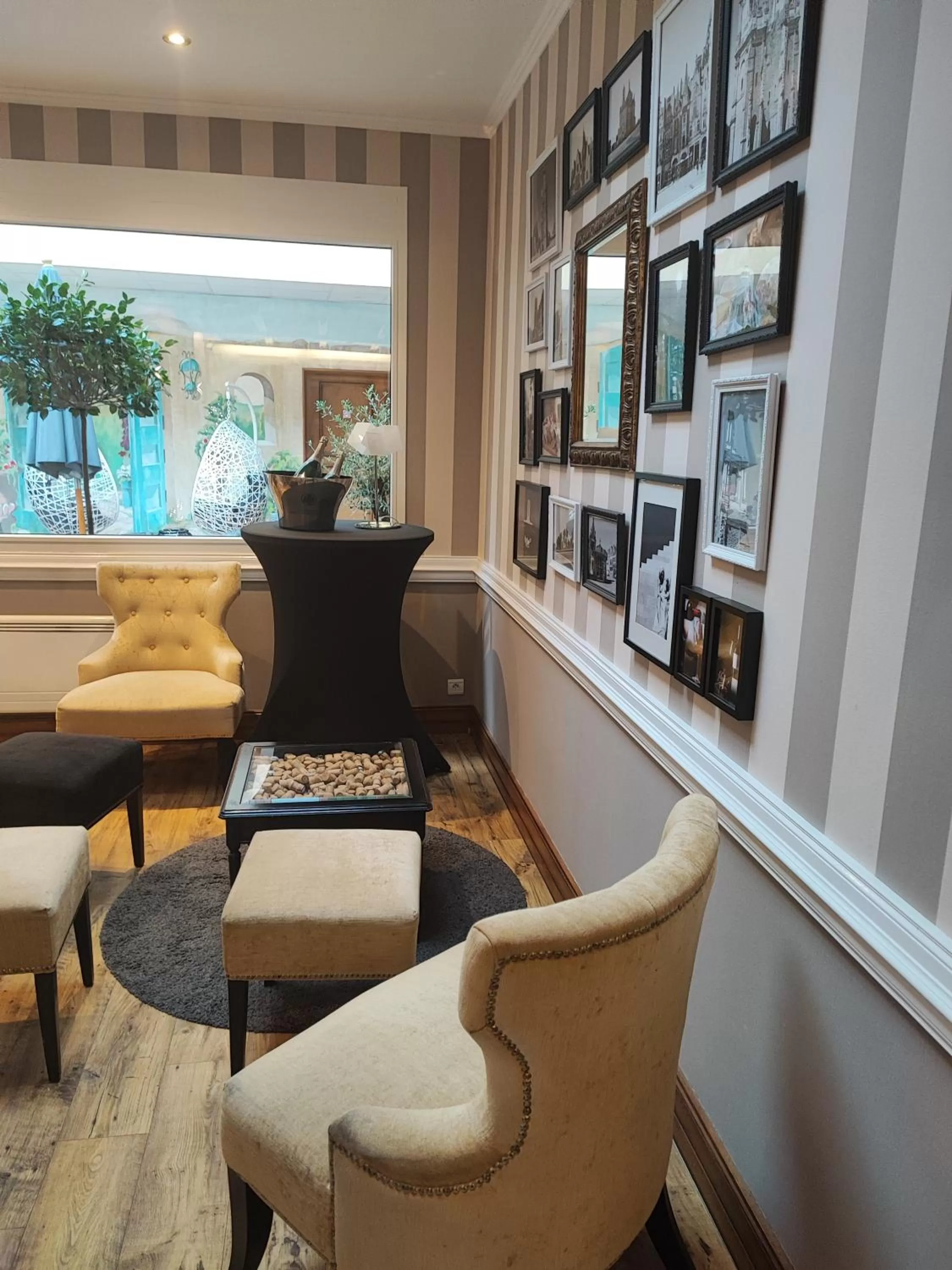 Lounge or bar in Hotel Eden