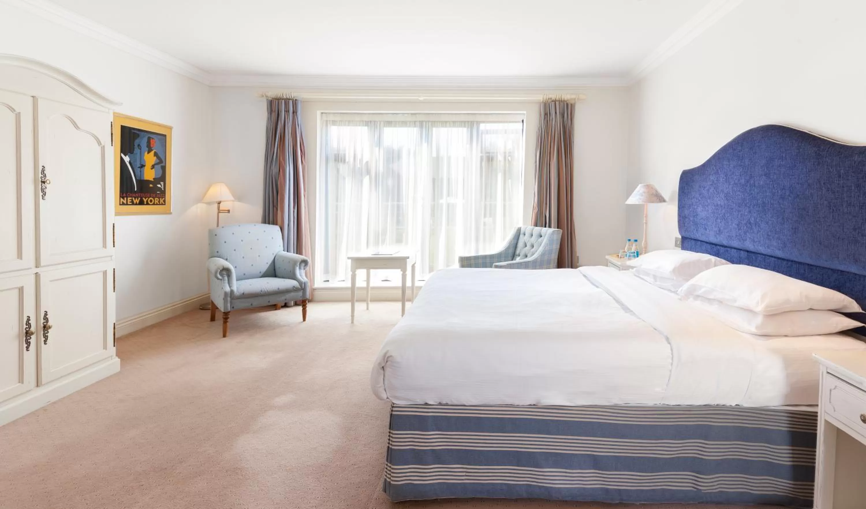 Double Room in Foxhills Club & Resort