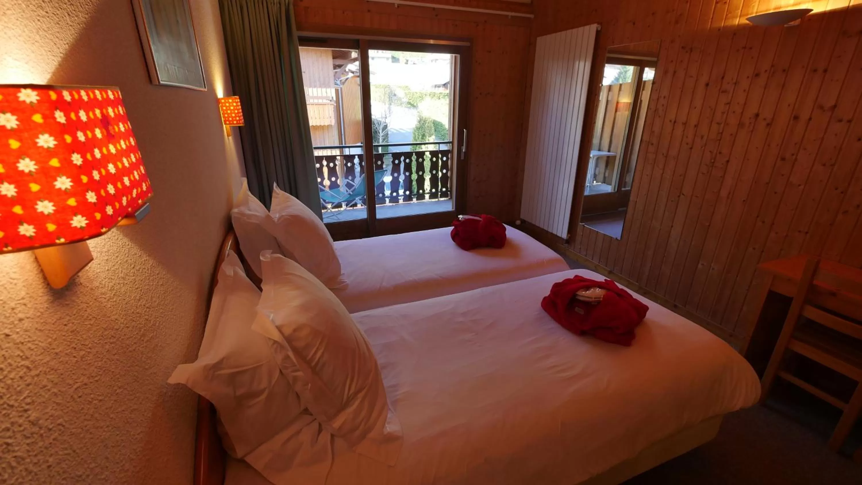 Bed in Hotel Bel'alpe