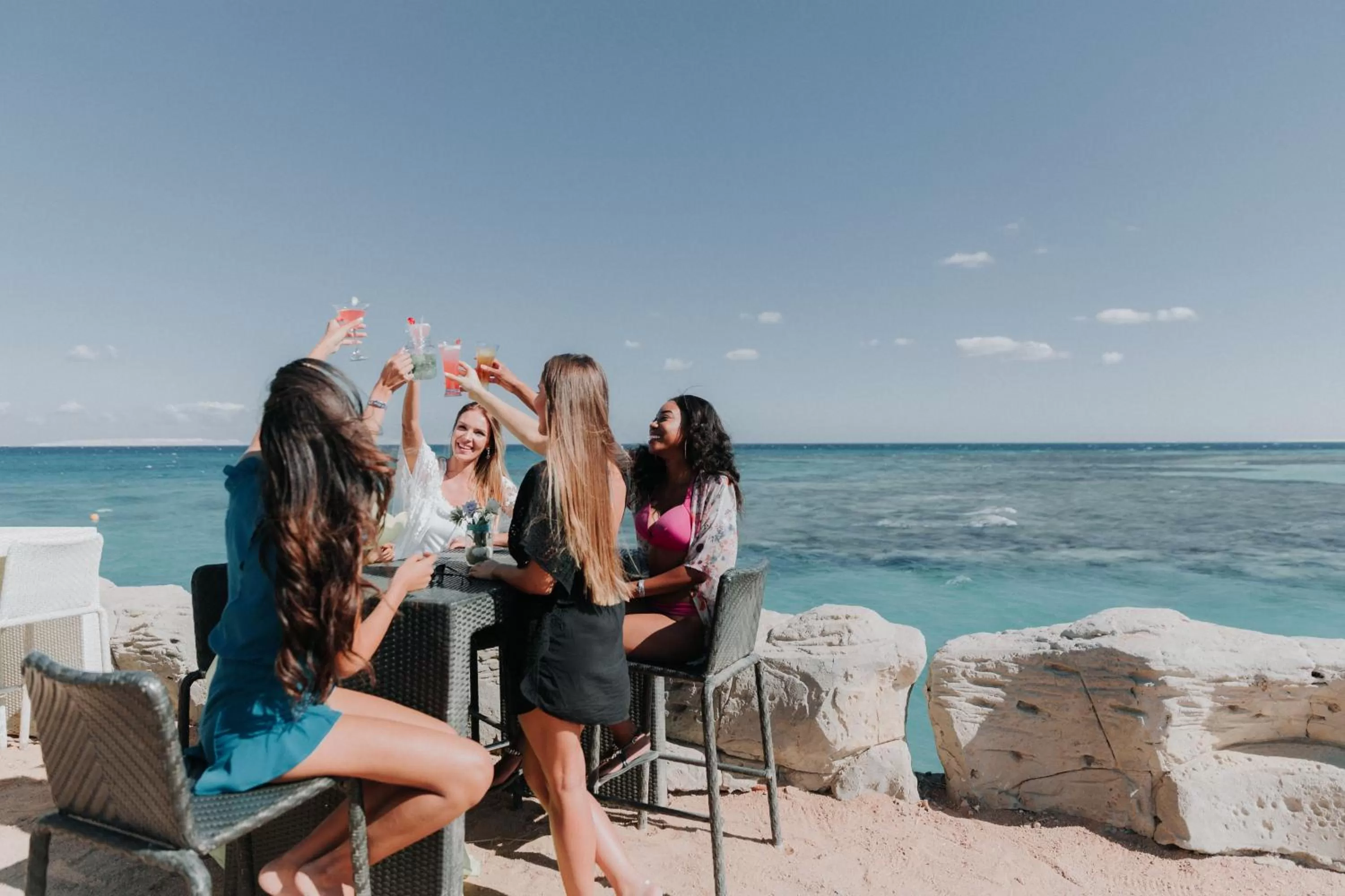 Lounge or bar in Meraki Resort - Adults Only