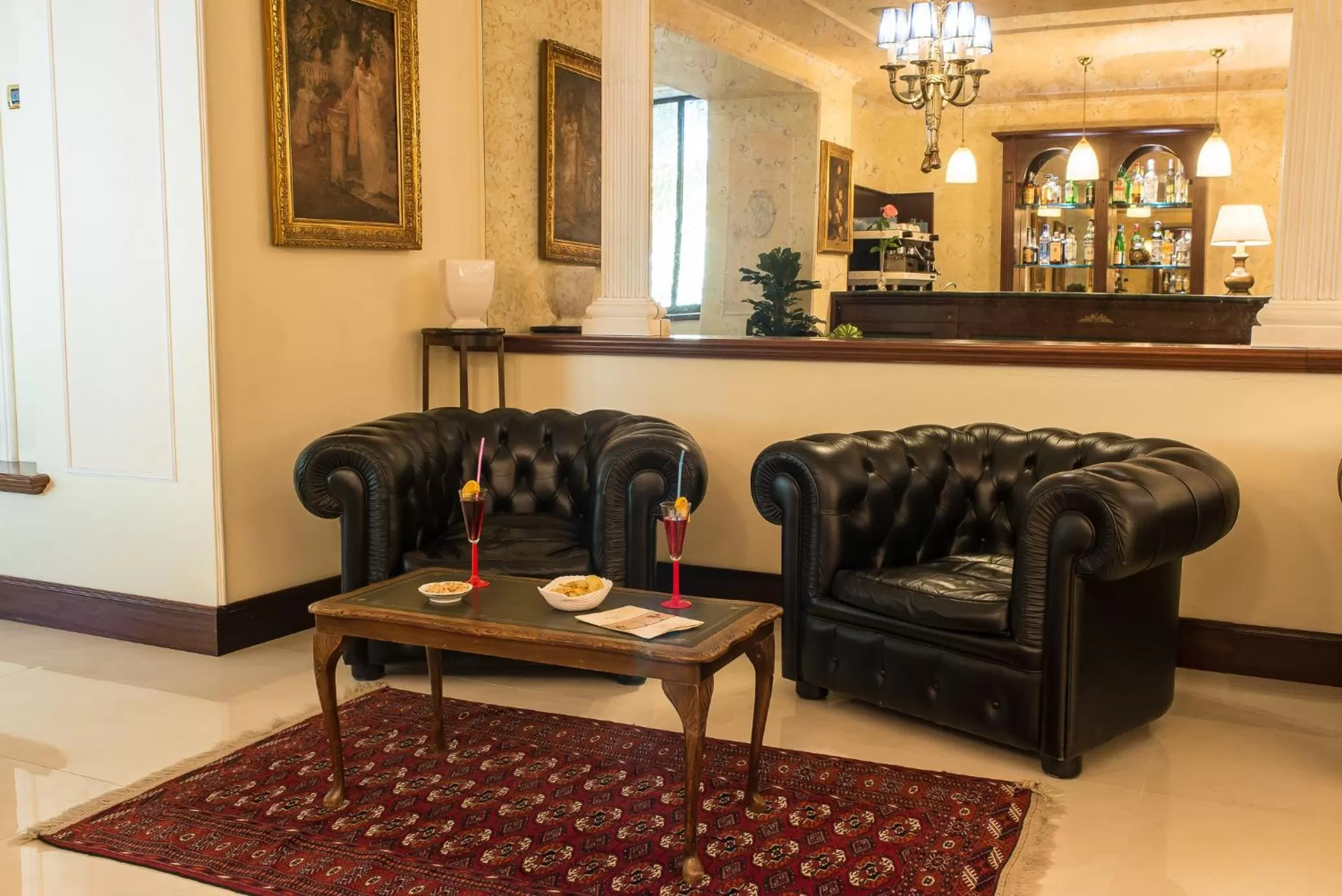 Lounge or bar in Hotel Columbus sul Lago