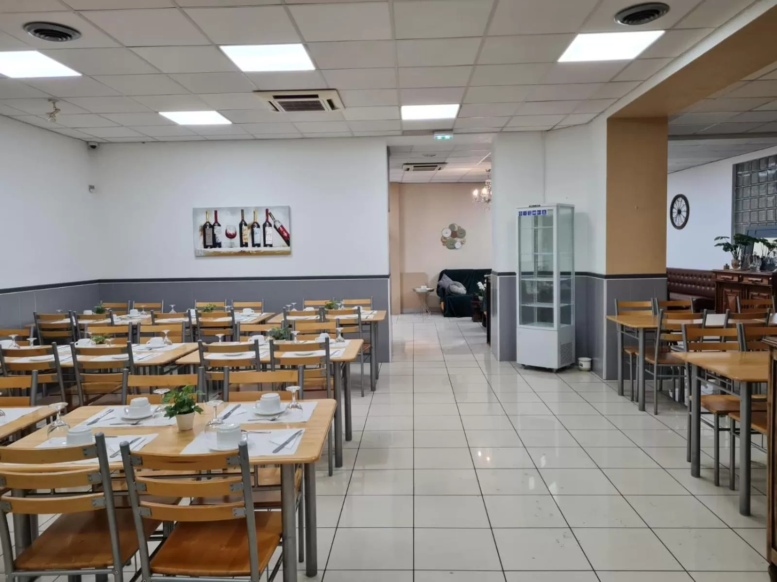 Restaurant/places to eat in Hôtel Le Milan