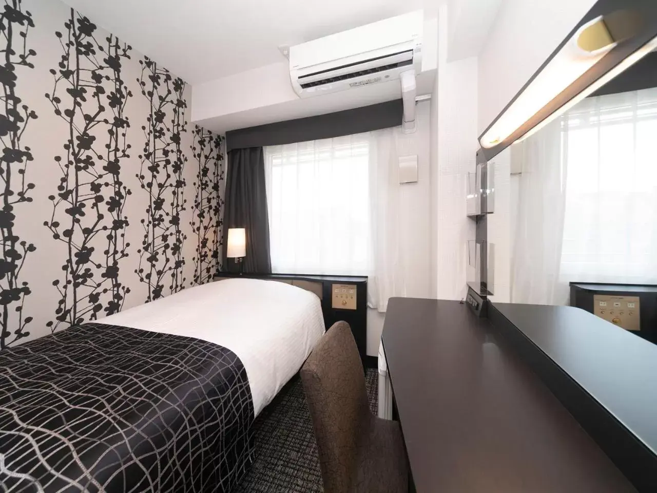 Single Room - Smoking in APA Hotel Kyoto Ekimae Chuoguchi Single Room - Smoking in APA Hotel Kyoto Ekimae Chuoguchi