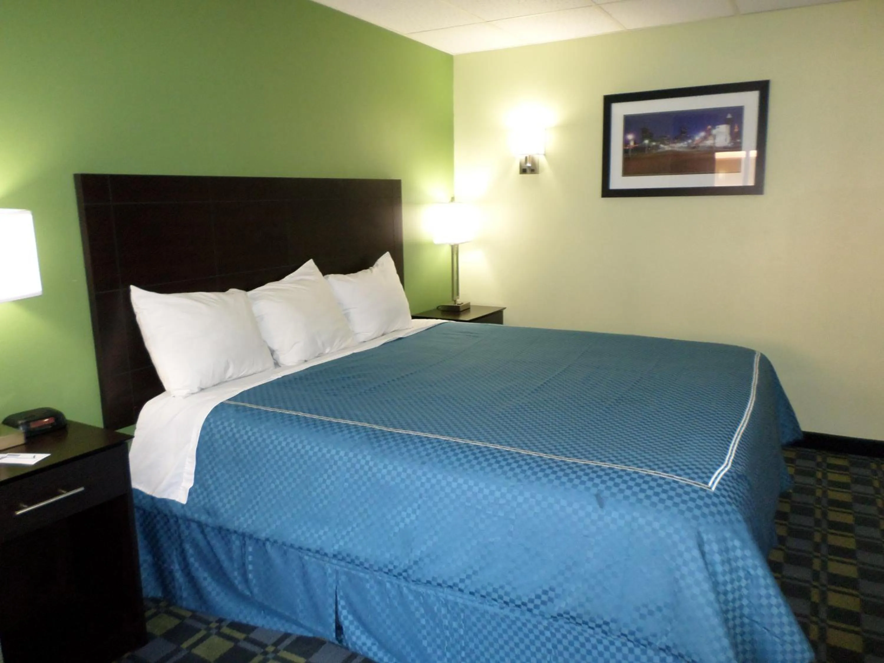 Bed in Travelodge by Wyndham Cleveland Lakewood
