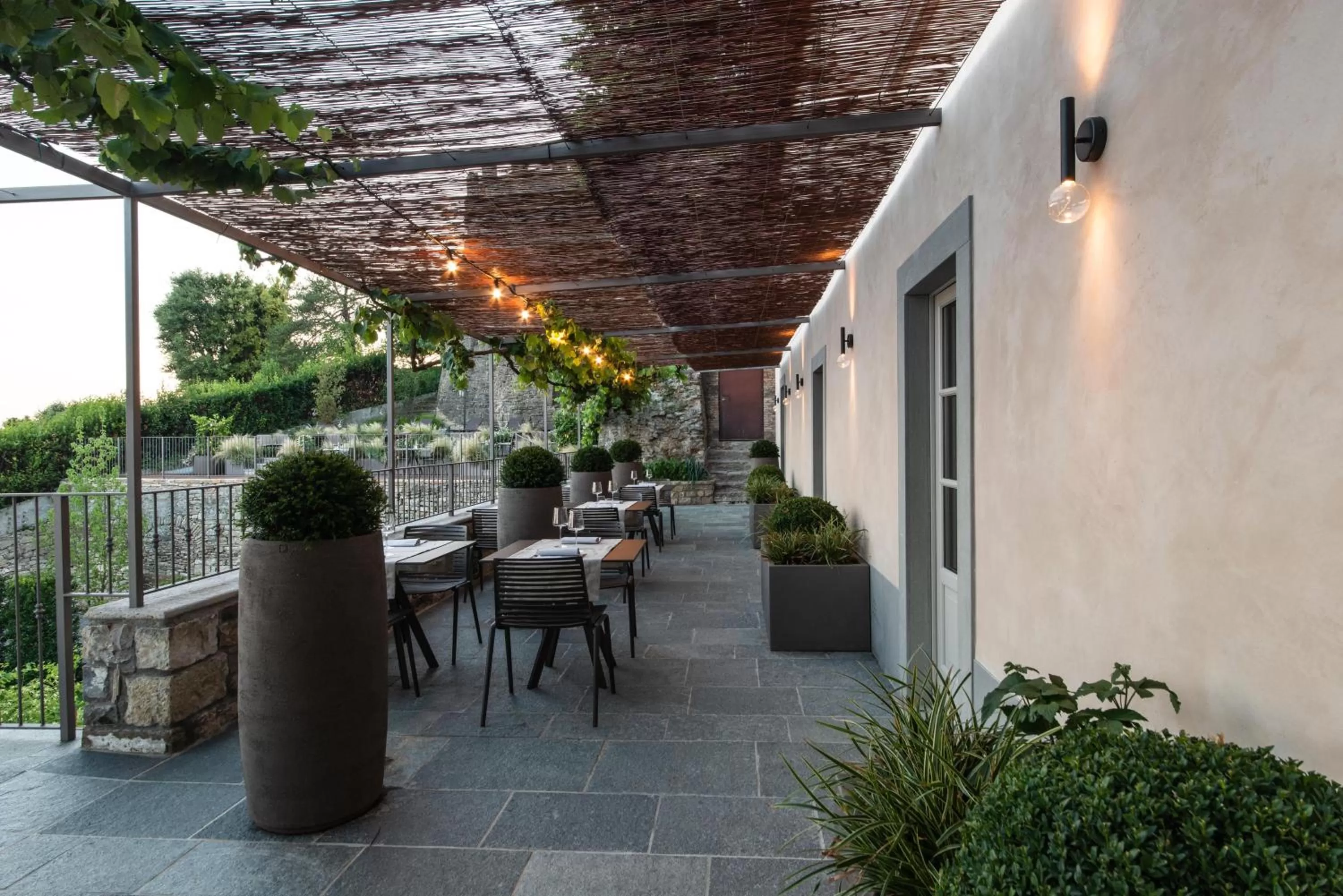 Restaurant/places to eat in Relais San Vigilio al Castello