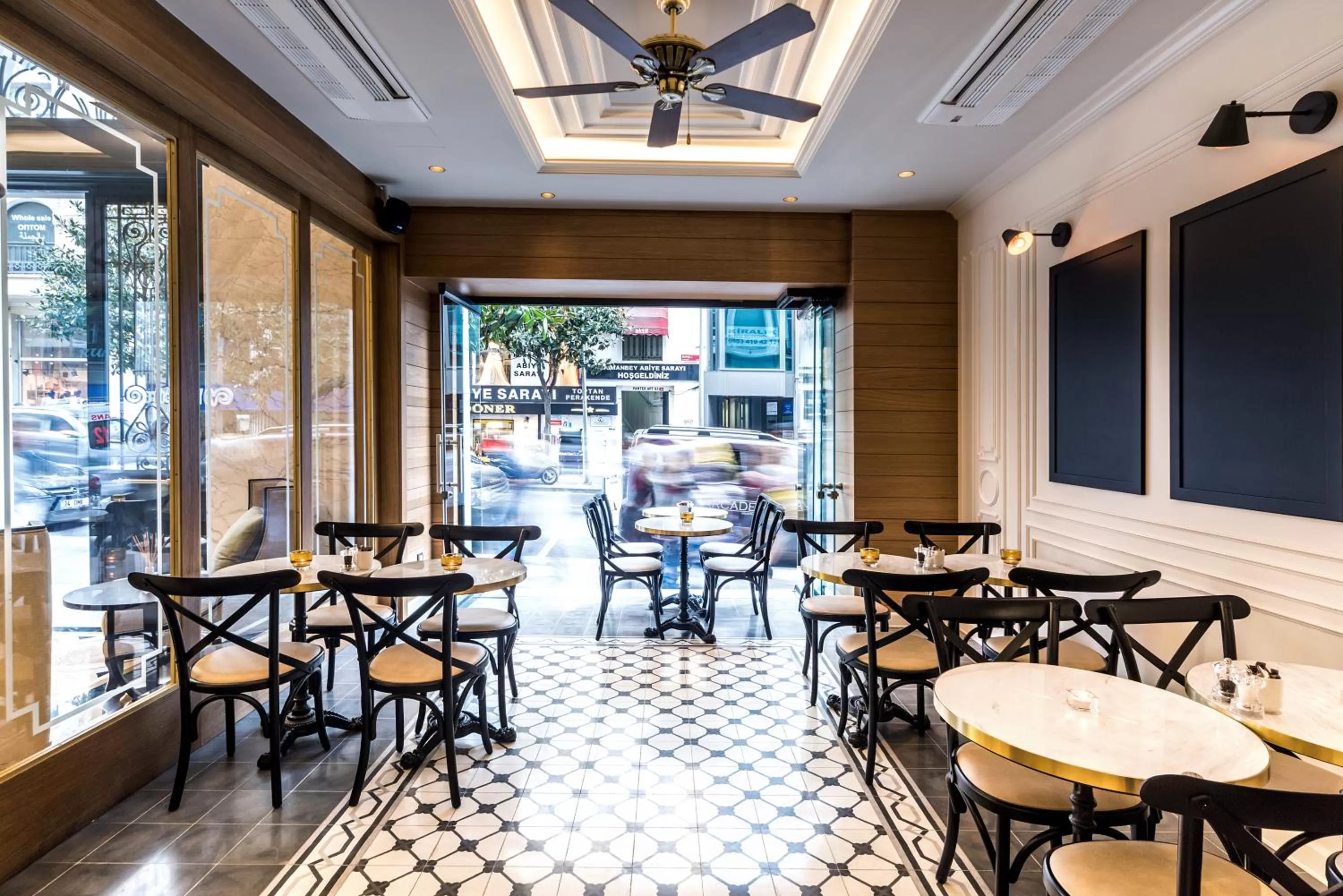 Food and drinks in Arcade Hotel & SPA Nisantasi