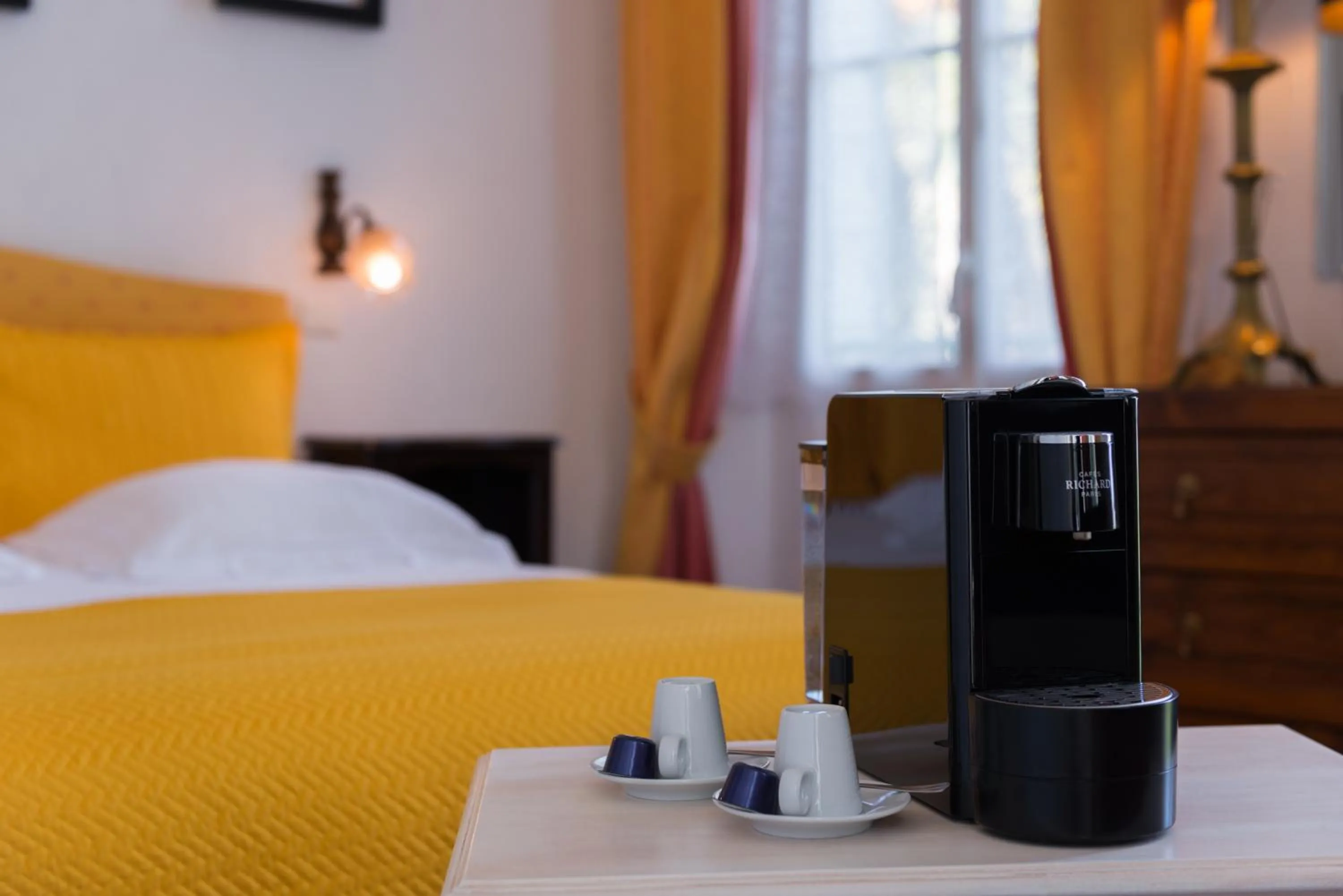 Balcony/Terrace, Bed in Logis Hôtel La Bellaudière