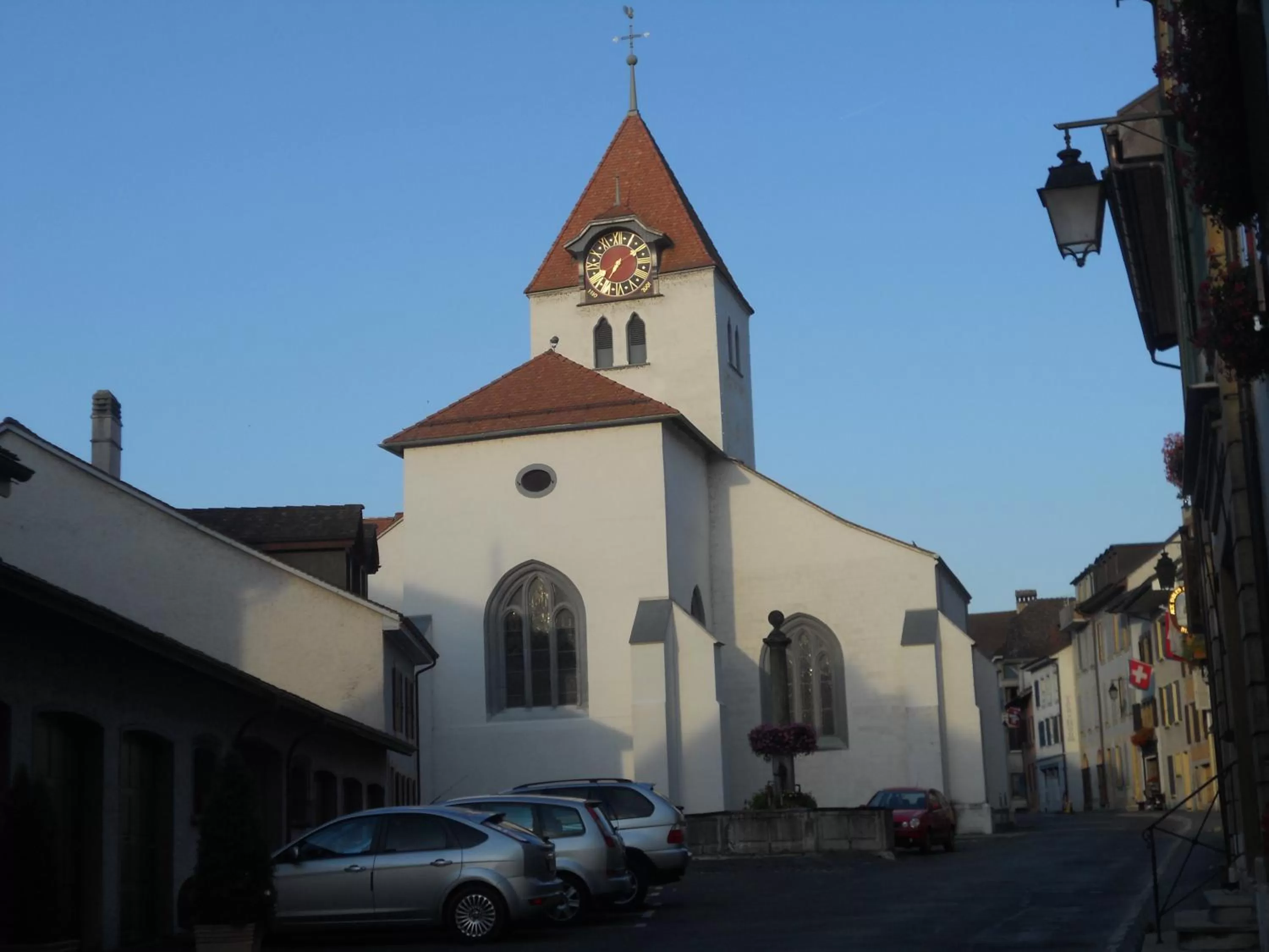 Nearby landmark in BNB Tuileries