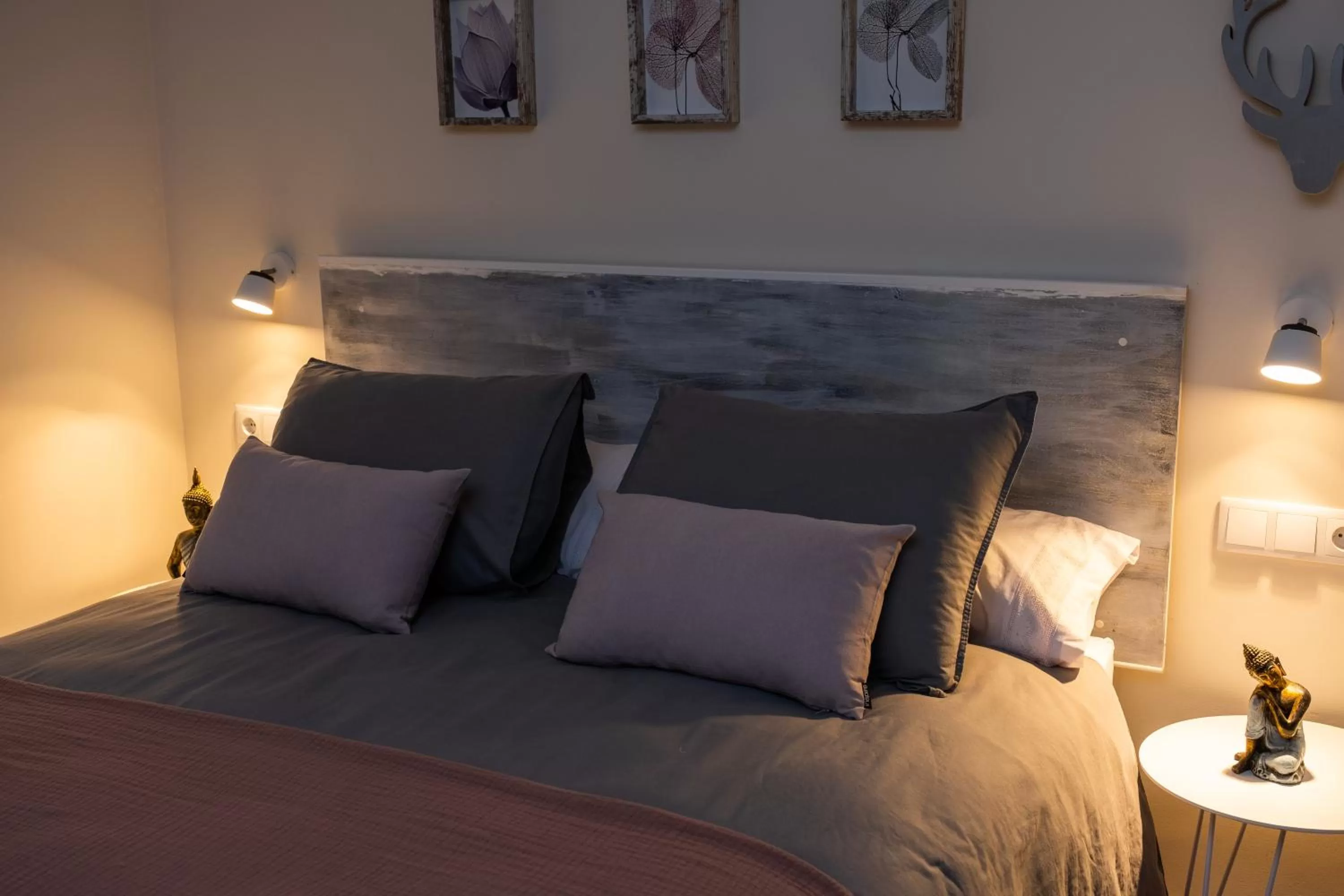 Bed in Hotel Bienvenidos Rooms Xàtiva