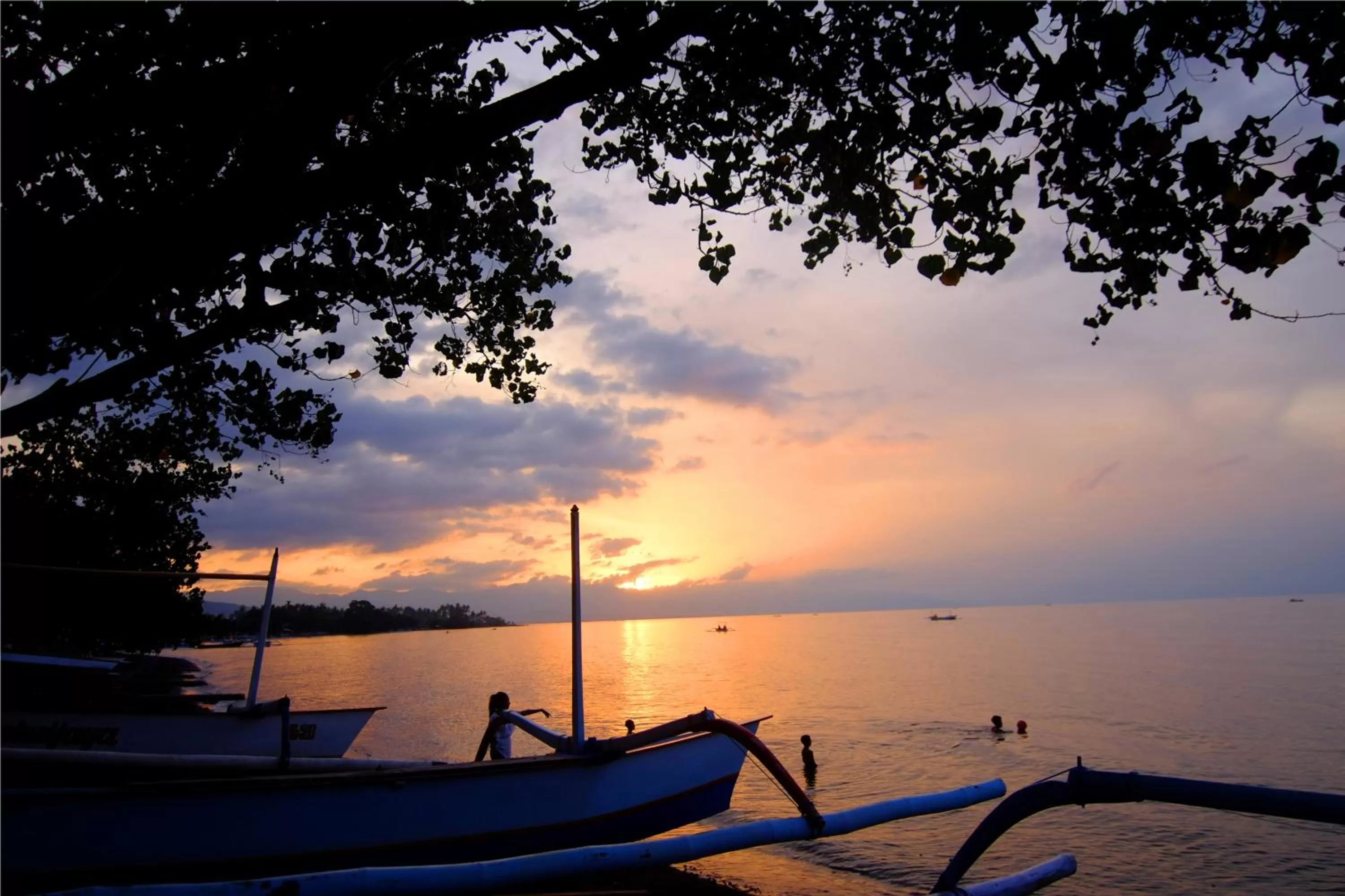 Beach in Bali Taman Beach Resort & Spa Lovina