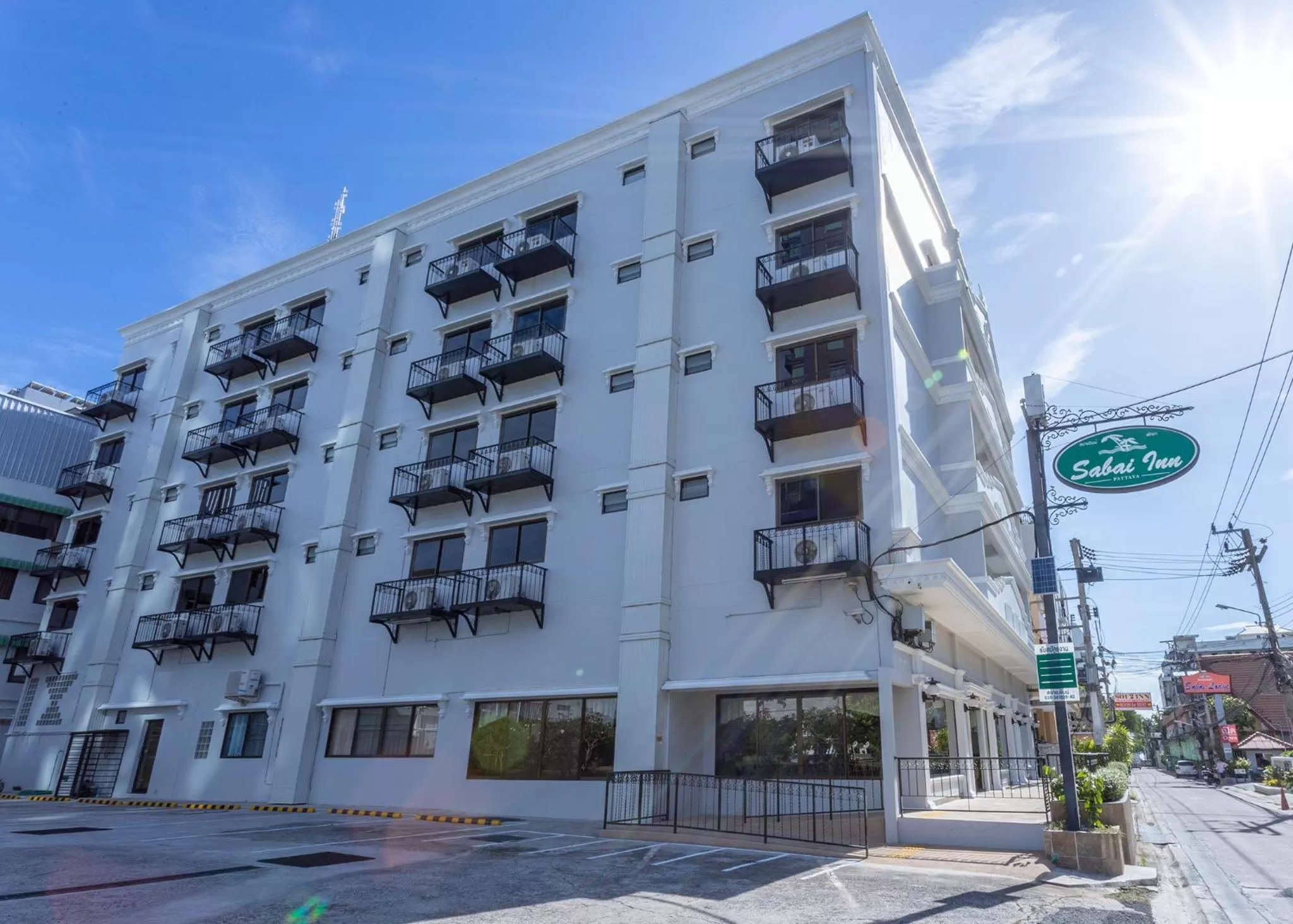 Neighbourhood in Sabai Inn