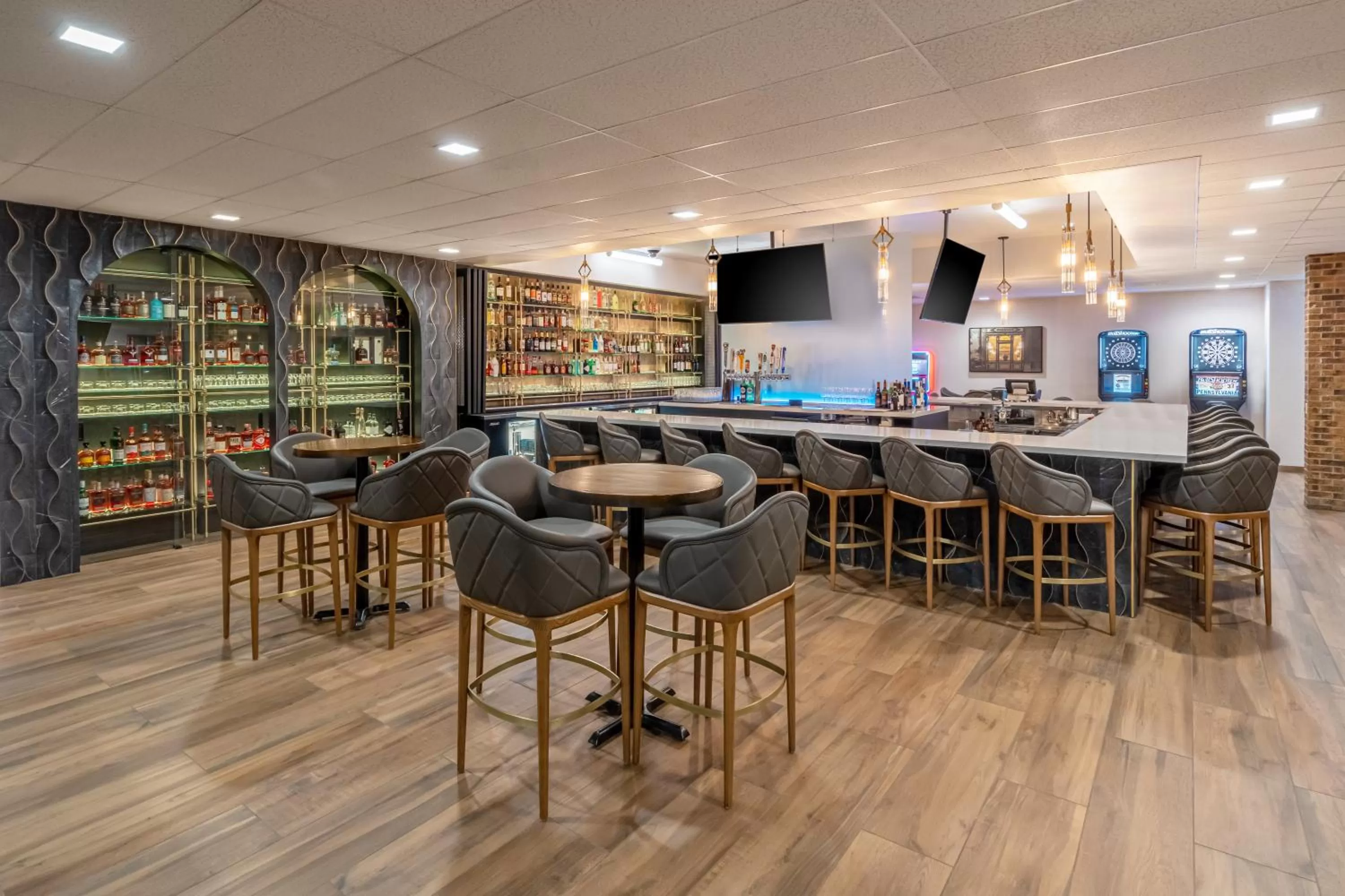 Restaurant/places to eat in Grand Williston Hotel and Conference Center