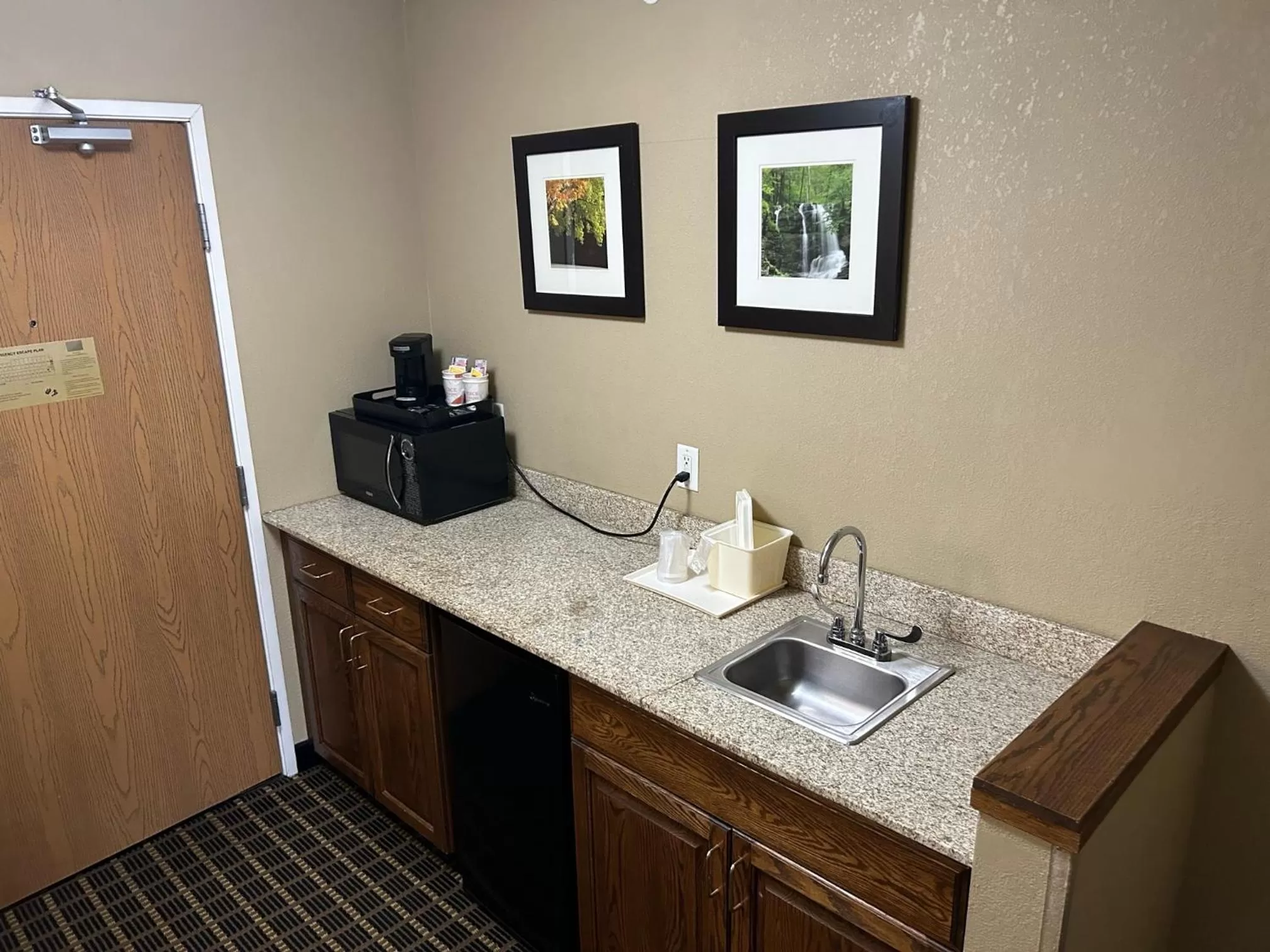 Coffee/tea facilities in Quality Inn & Suites