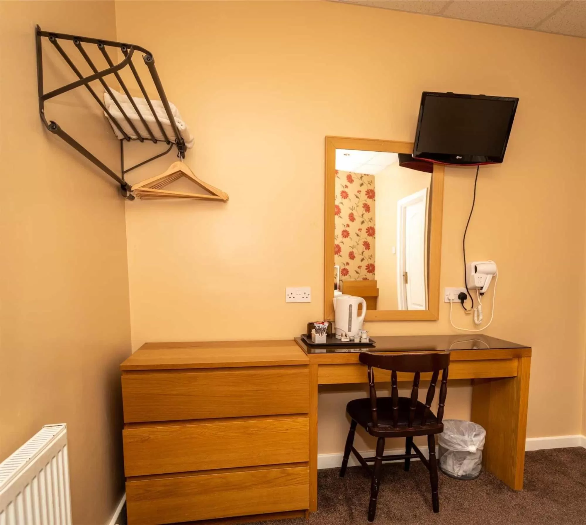 Bedroom in The Lawton