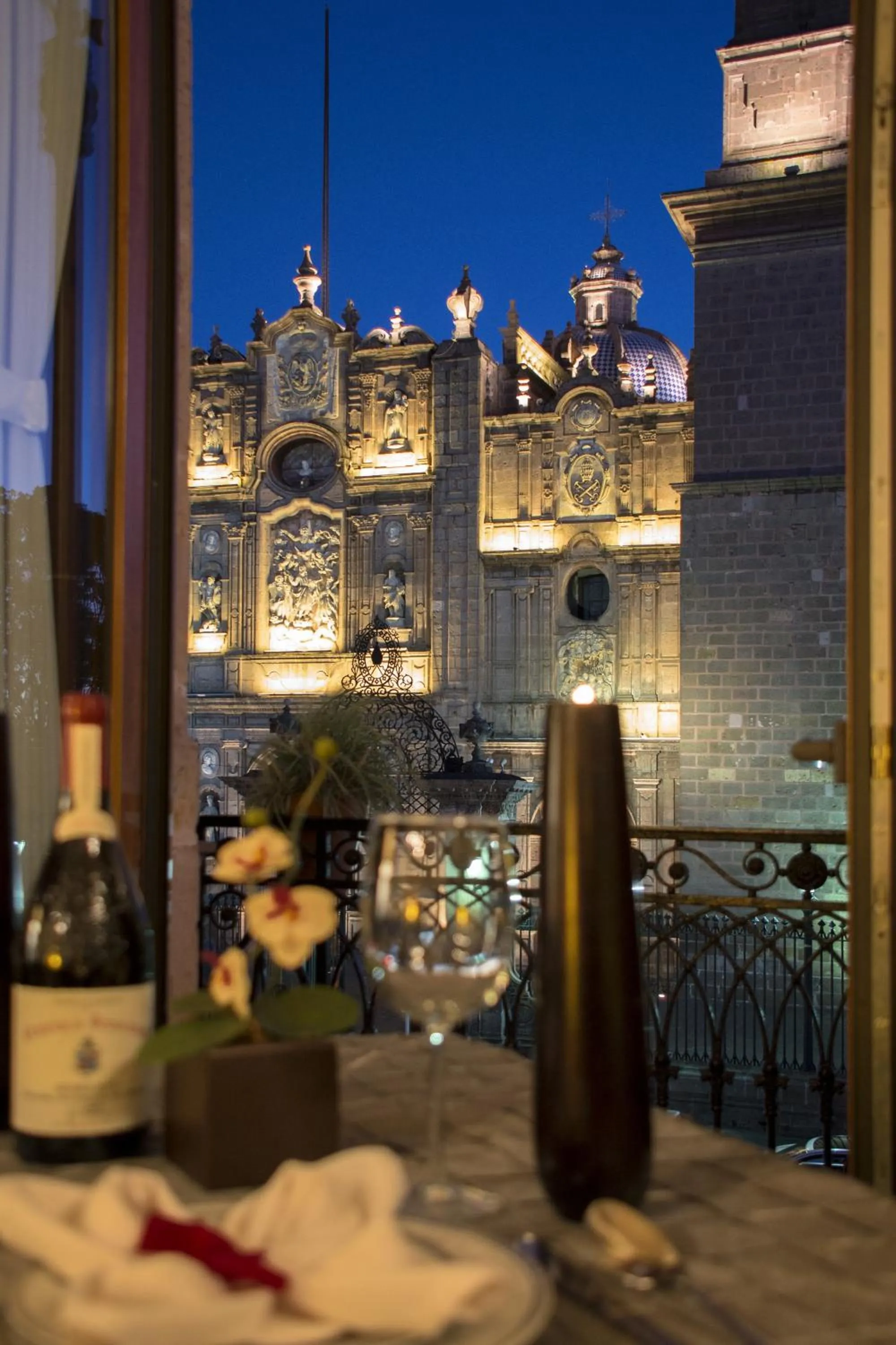 Decorative detail in Cantera 10 Hotel Boutique