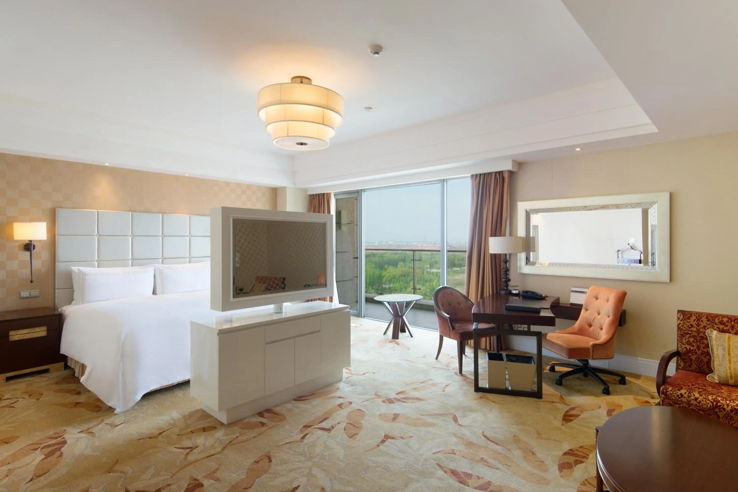 Property building, Bed in Fairmont Yangcheng Lake
