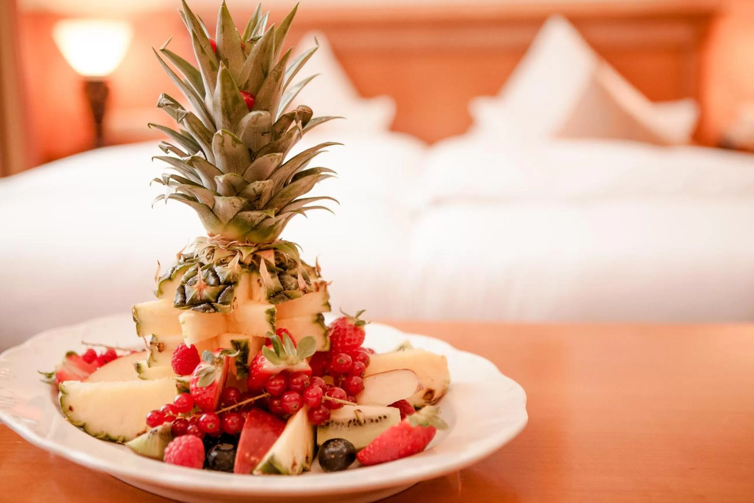 Living room, Bed in Schlosshotel Grünwald