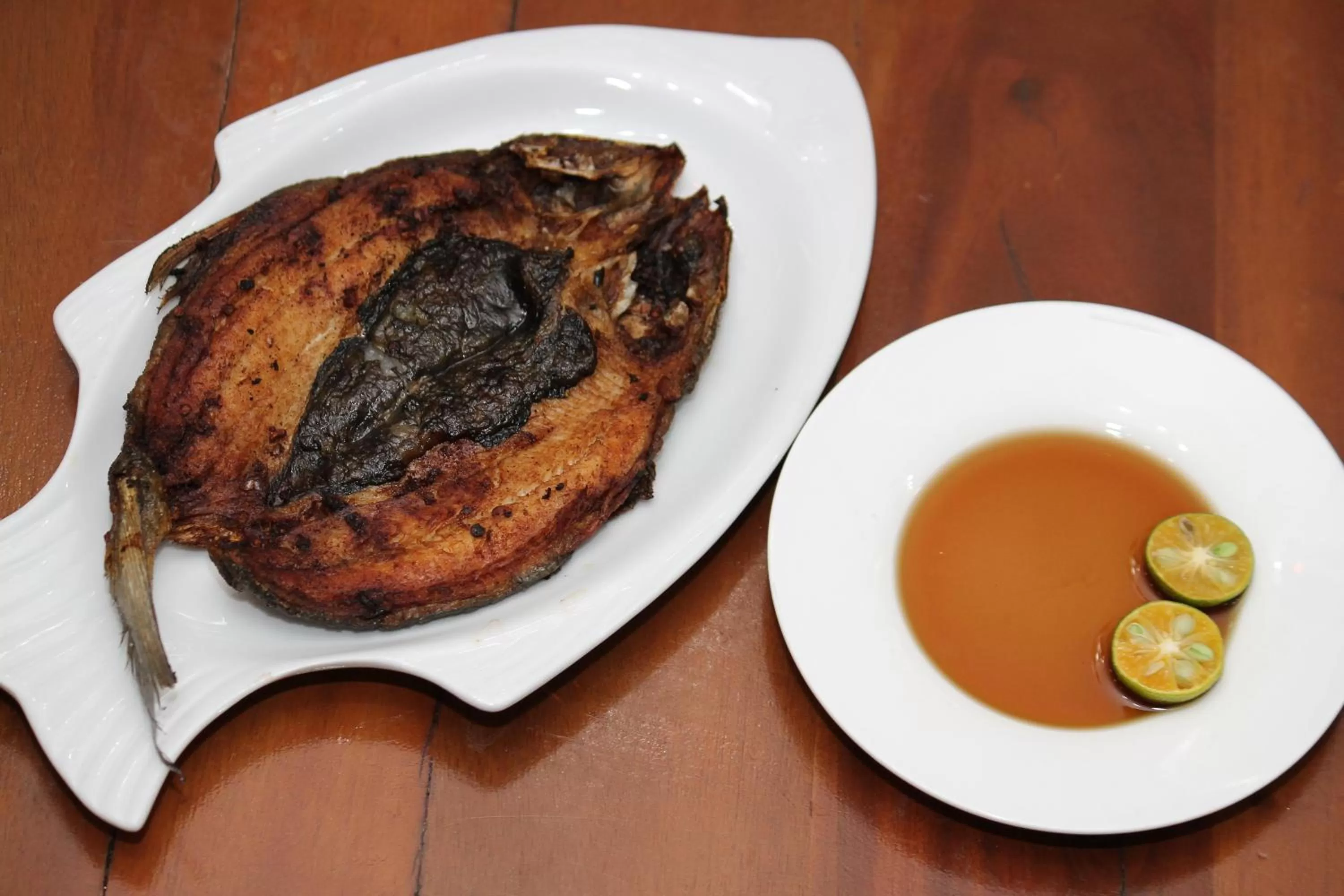 Food in Honey Hunt House