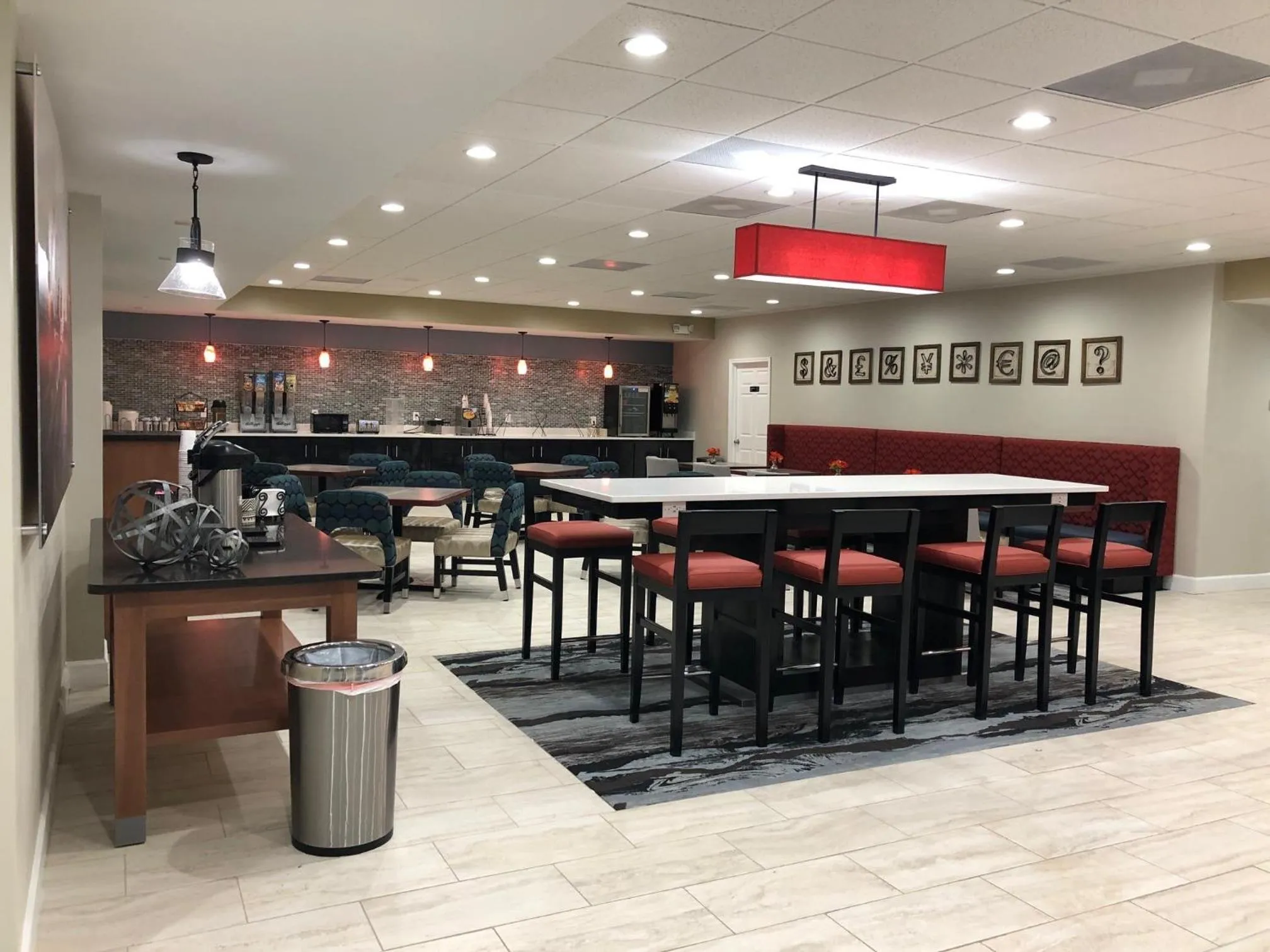 Breakfast in Quality Inn Dalton East