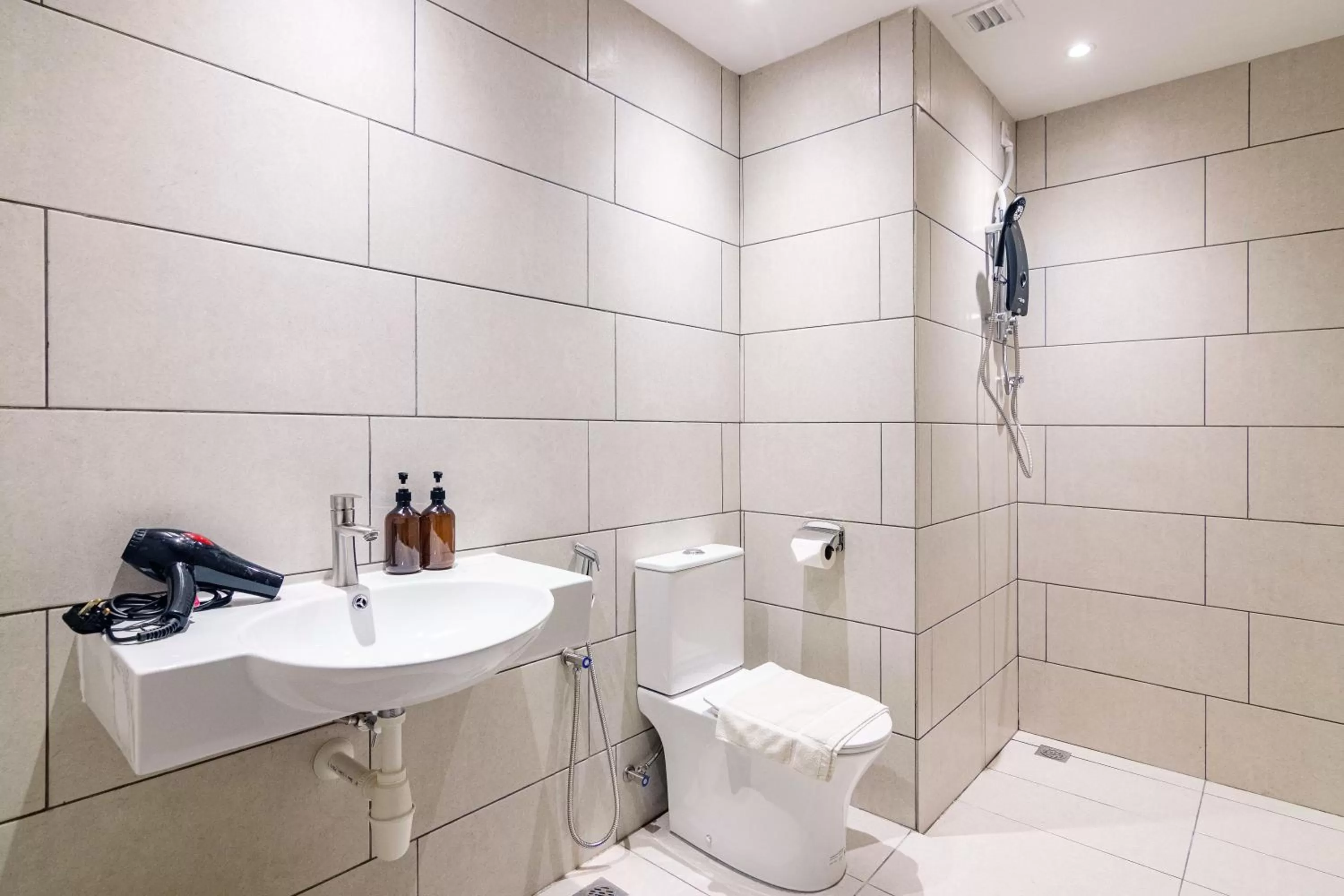 Bathroom in Bagan Suite