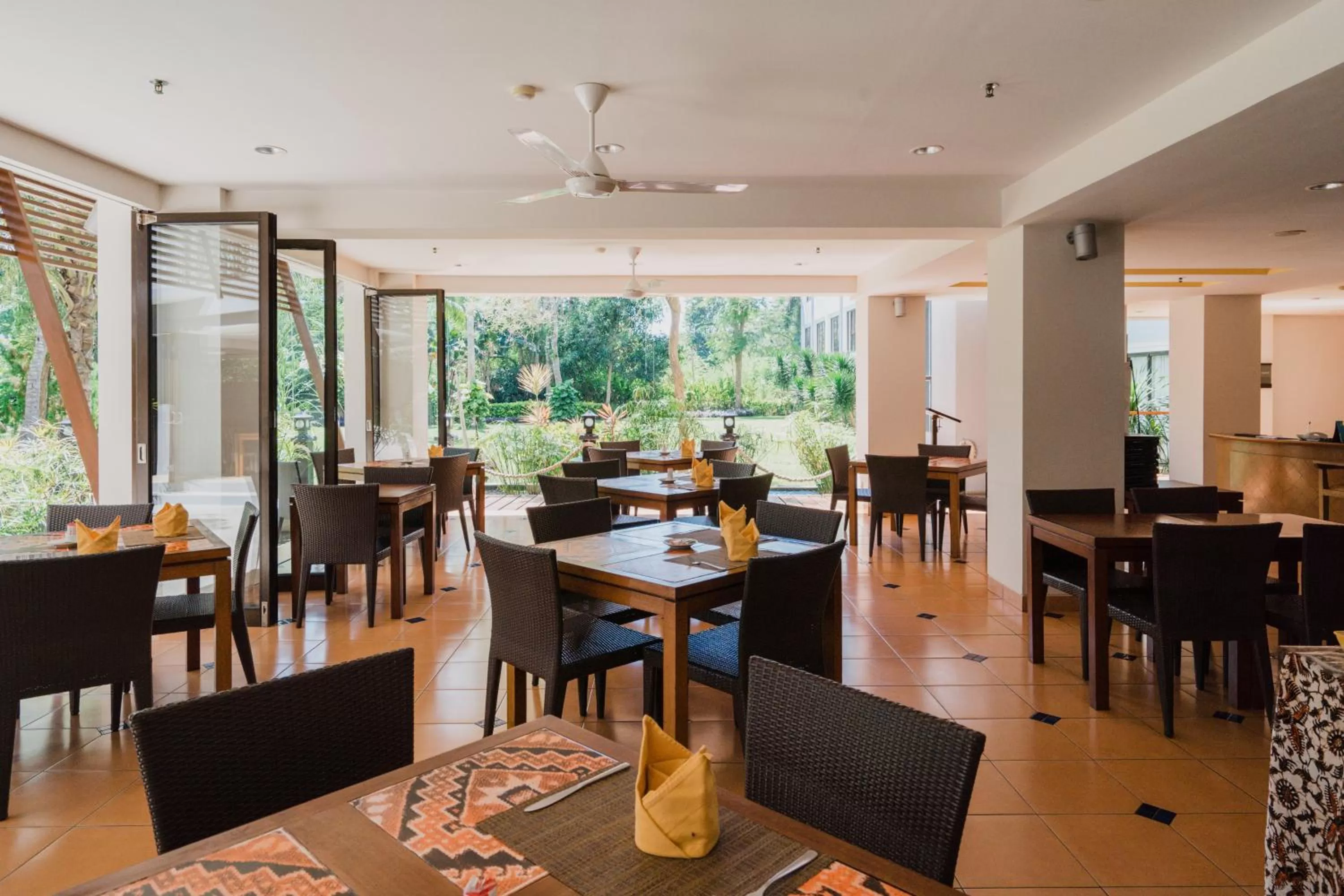 Breakfast in Bintang Flores Hotel