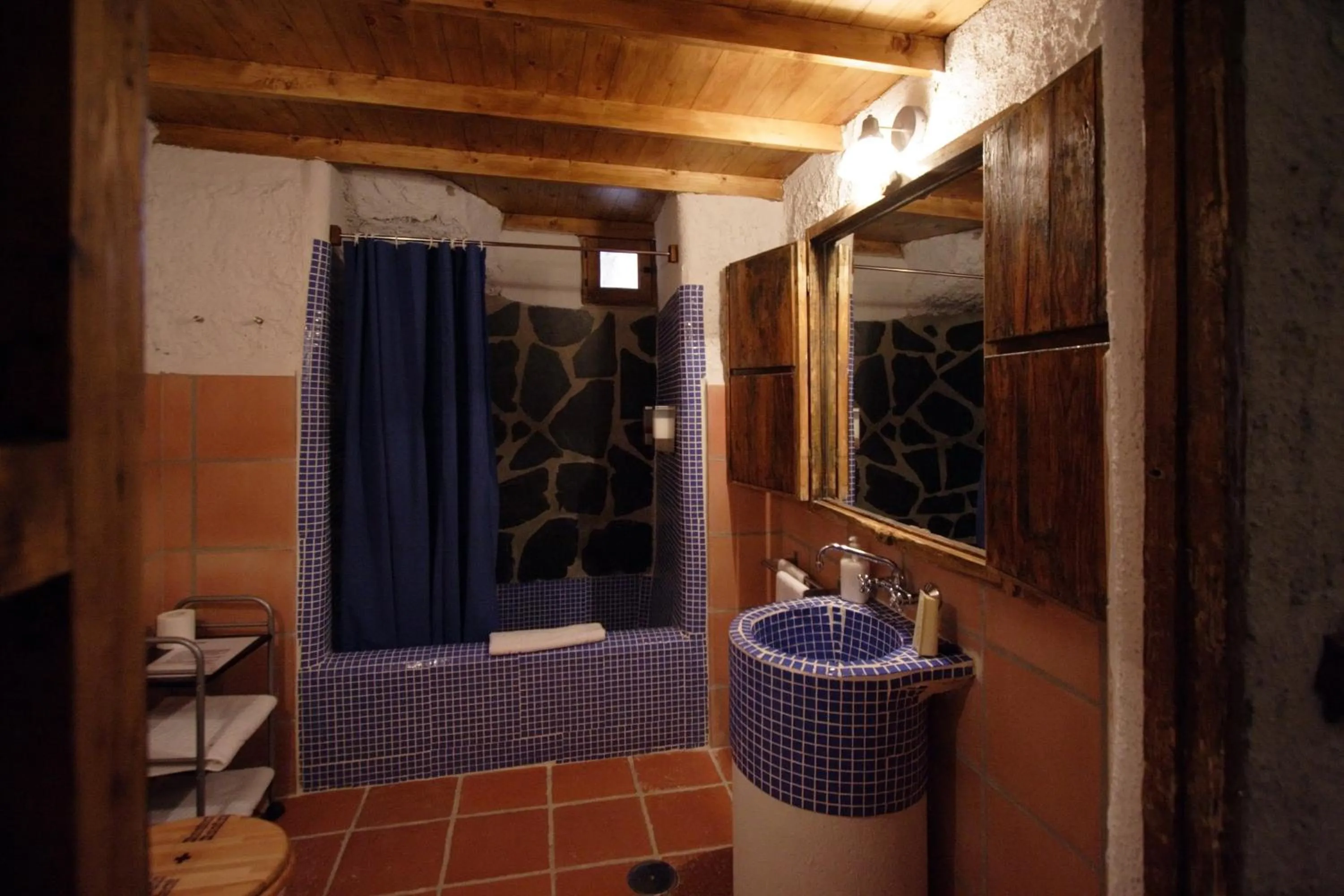 Bathroom in Casas Cueva y Cortijo La Tala en Guadix