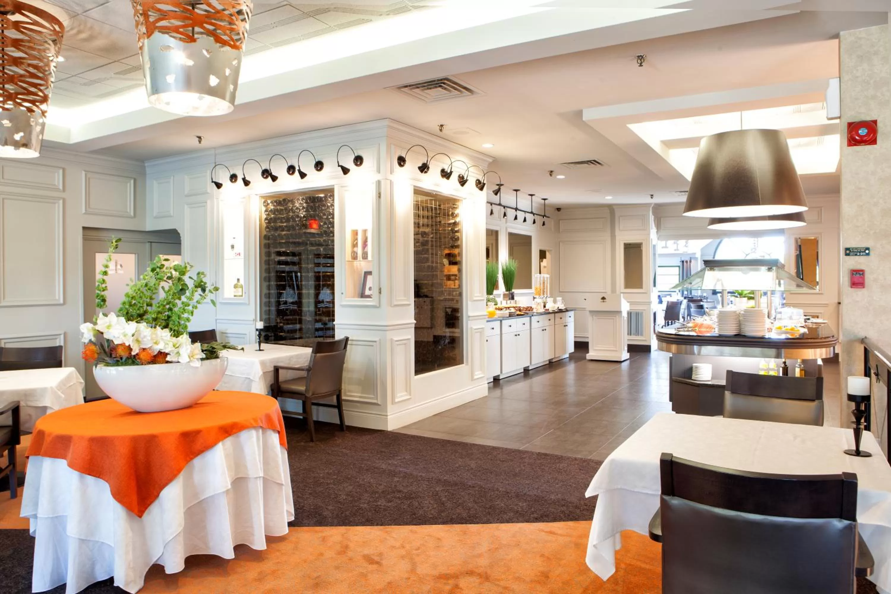 Restaurant/places to eat in Auberge Godefroy