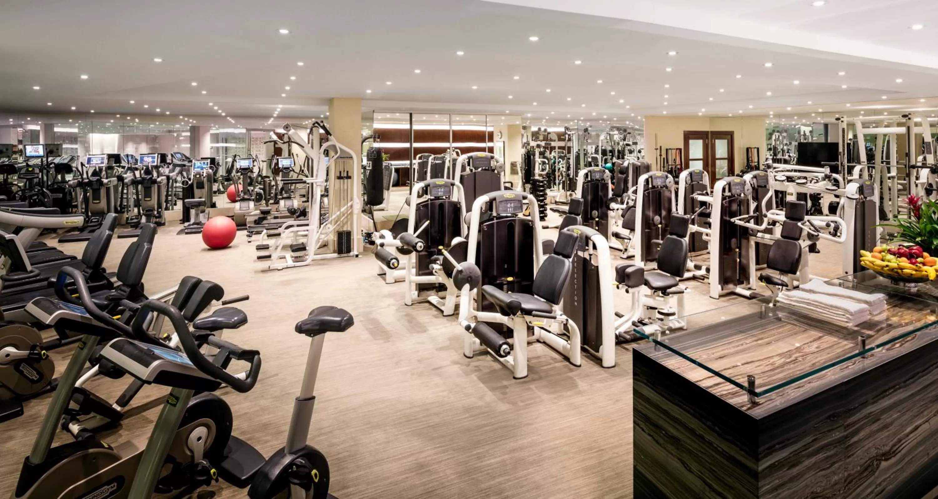 Fitness centre/facilities in Trump International New York