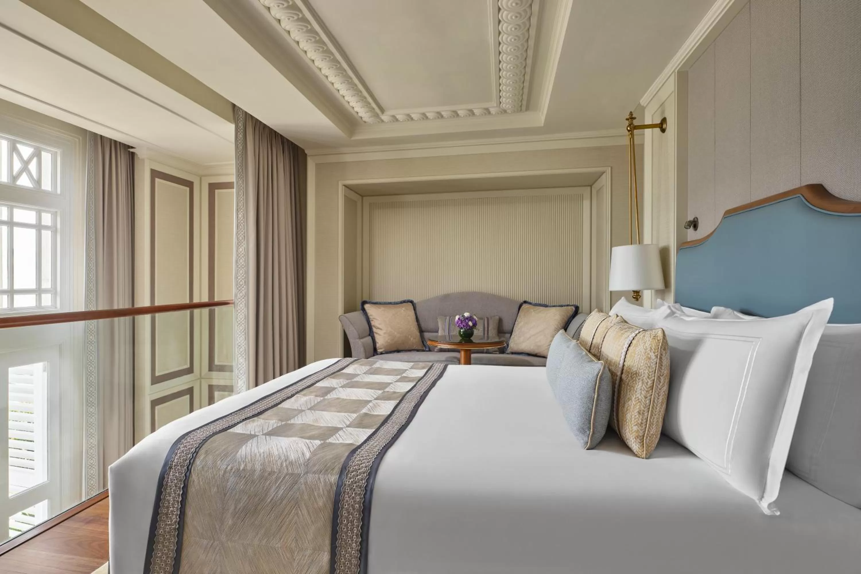 Bed in The Fullerton Hotel Singapore