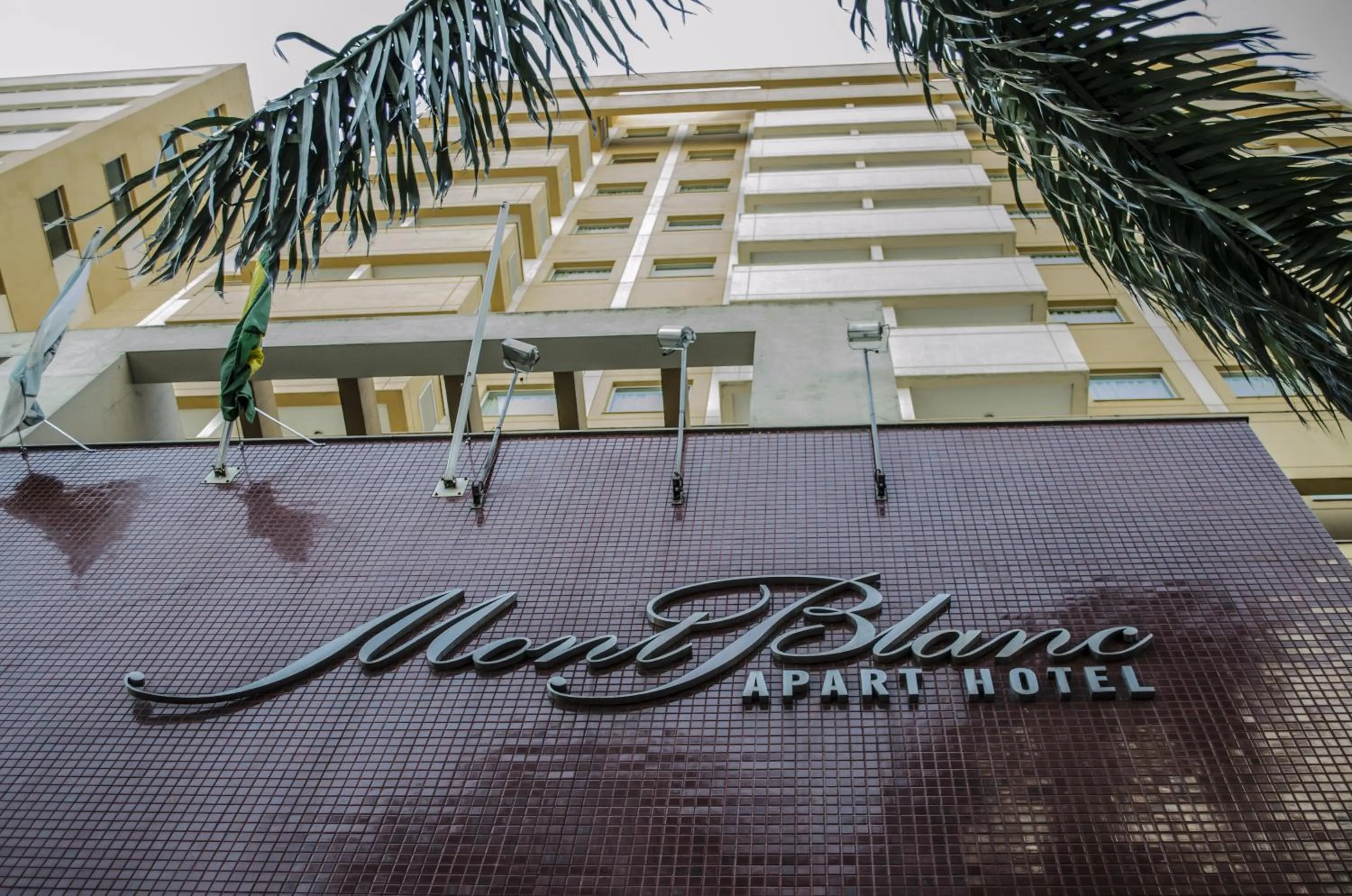 Property building in Mont Blanc Apart Hotel - Duque de Caxias