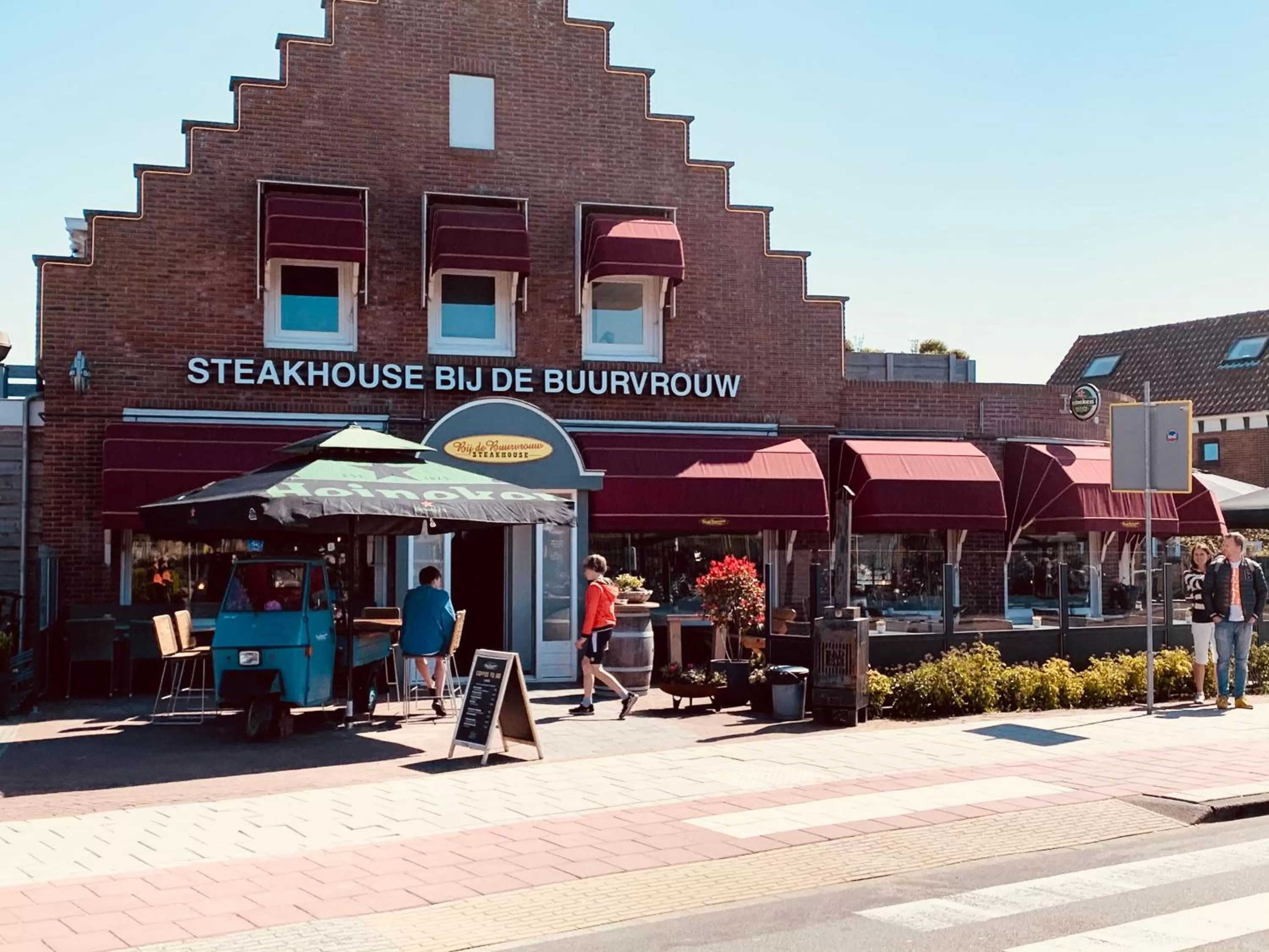 Property building in Slapen bij de Buurvrouw