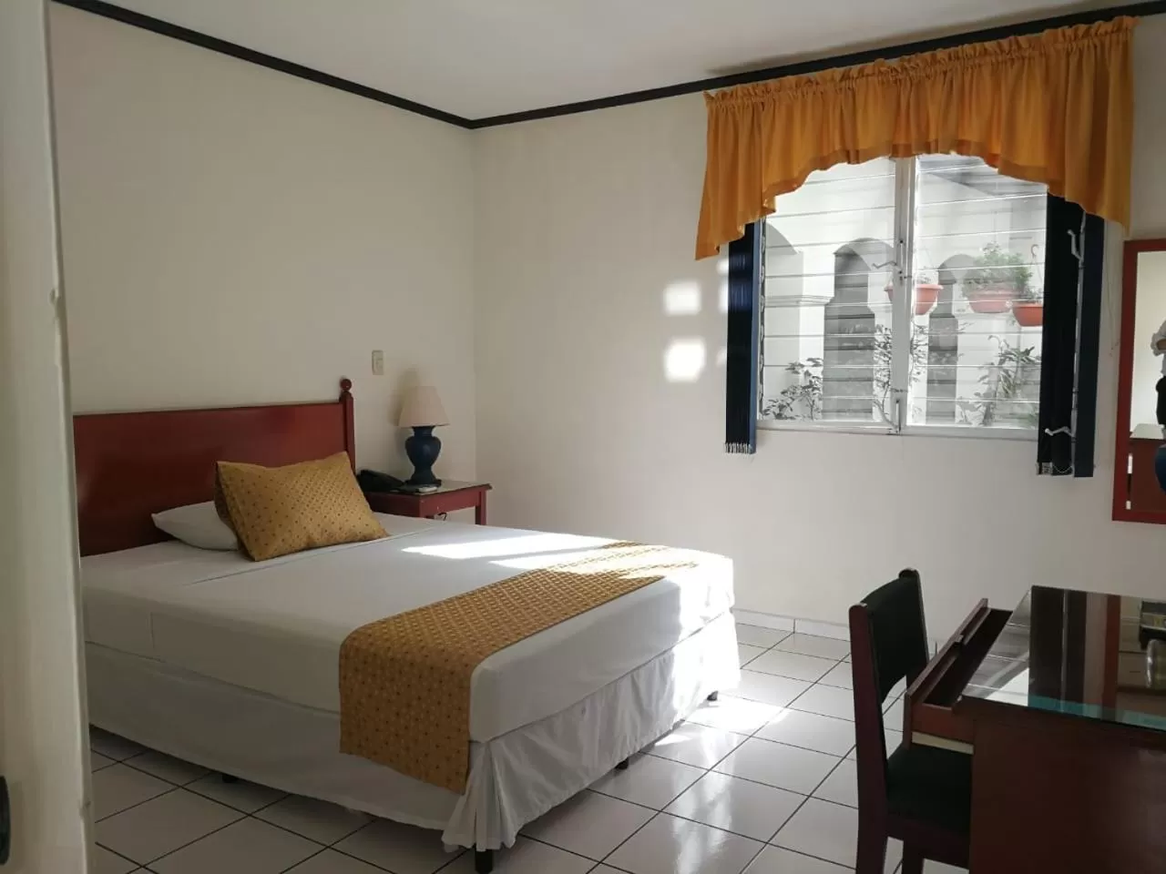 Bedroom, Bed in Hotel Villa Serena San Benito