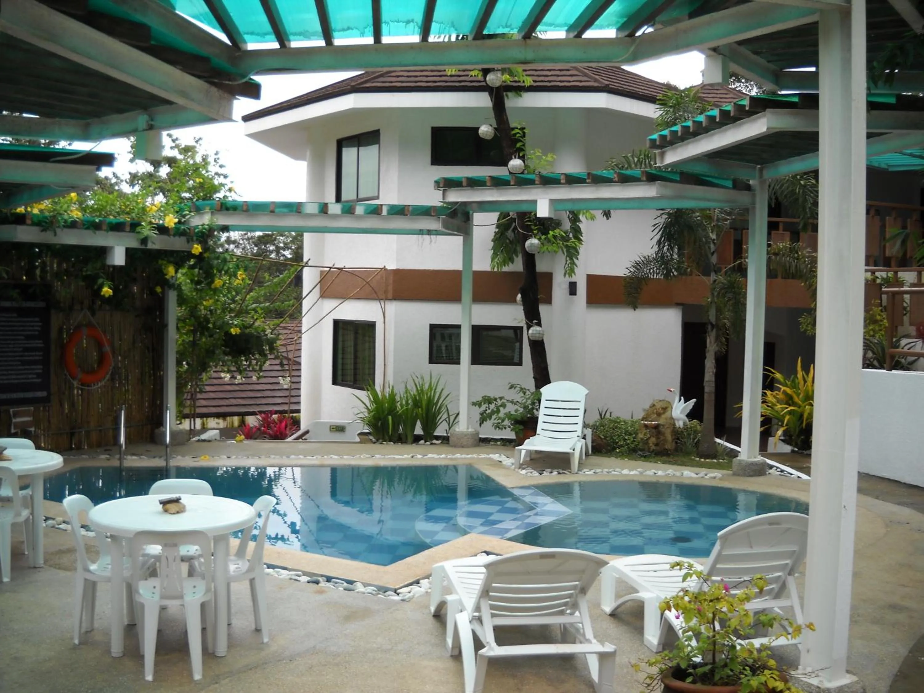 Swimming pool in Coron Hilltop View Resort