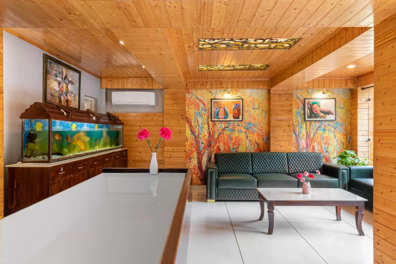 Lobby or reception in Maple Resort Chail