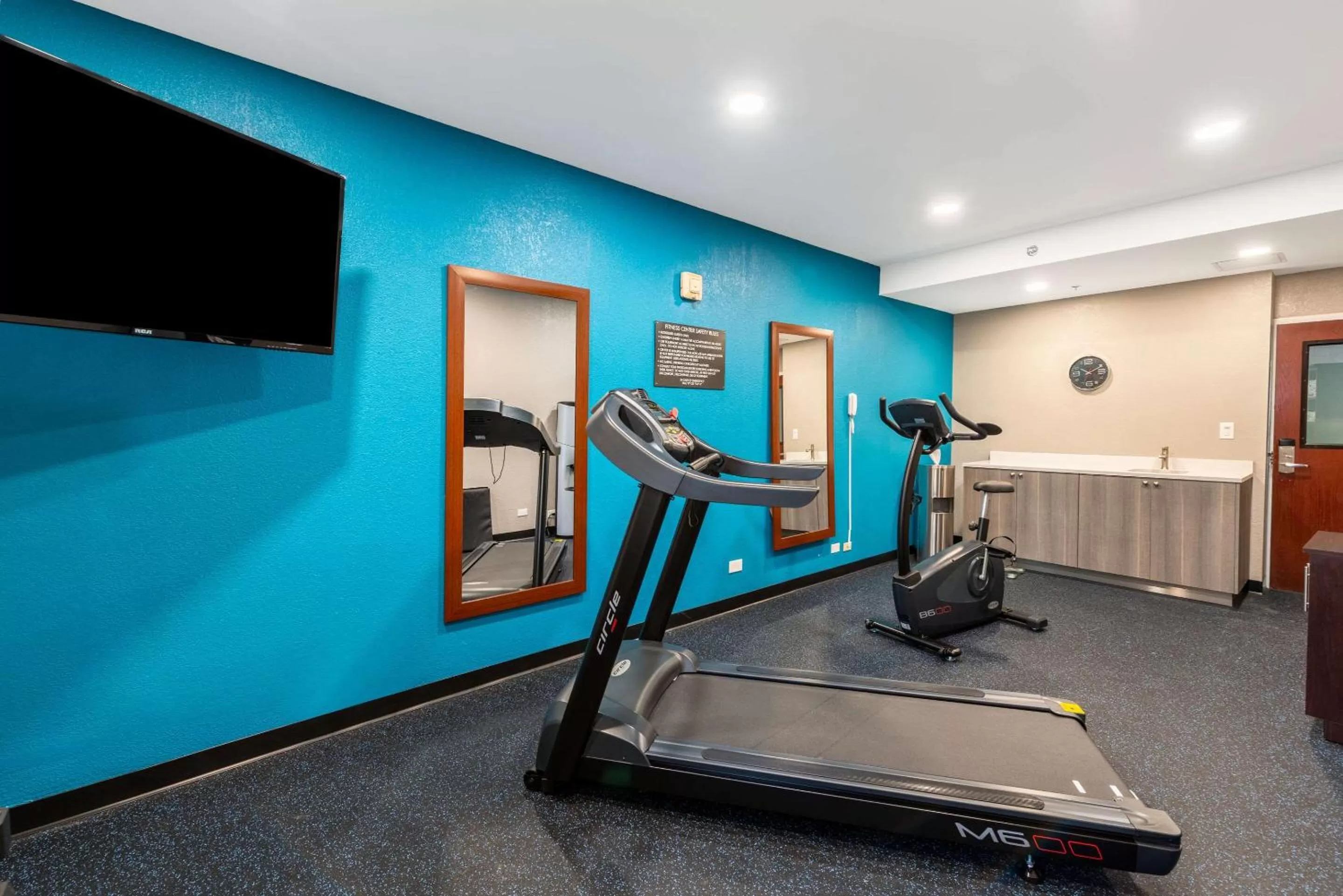 Fitness centre/facilities in Comfort Inn Chicago Schaumburg - O'Hare Airport