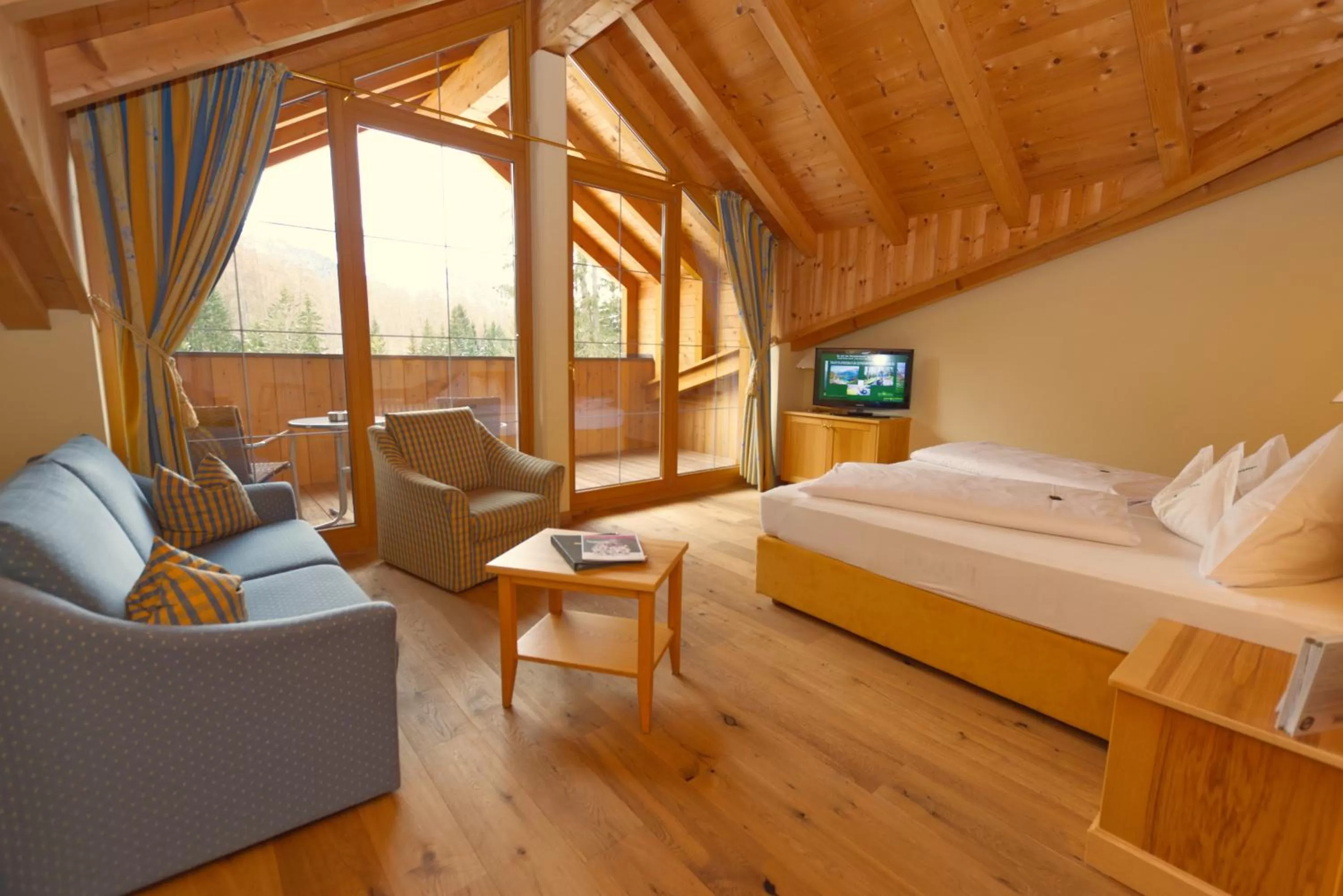 Bed in Hotel Alpen Residence