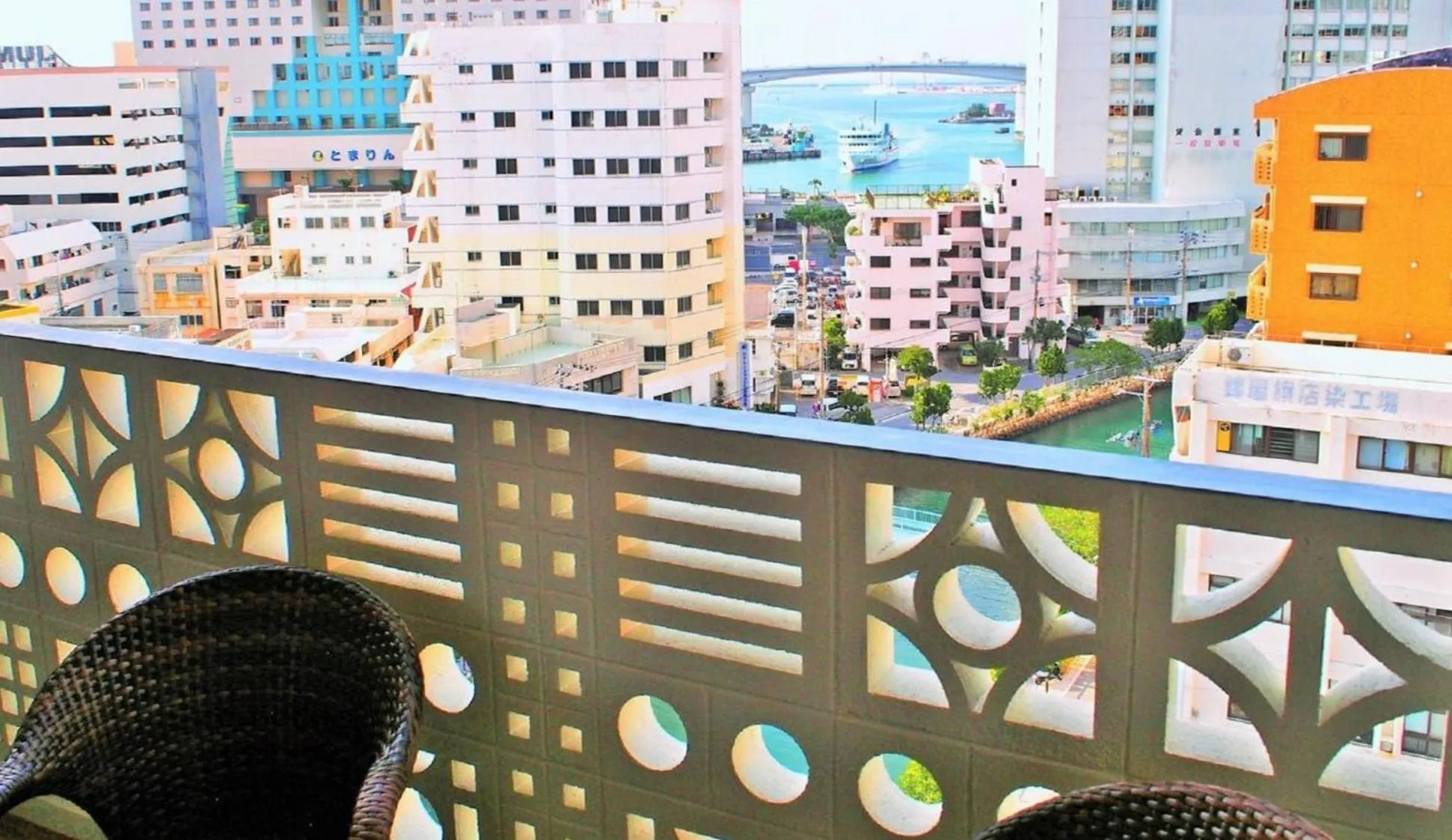 Sea view in Smart Condo Tomari