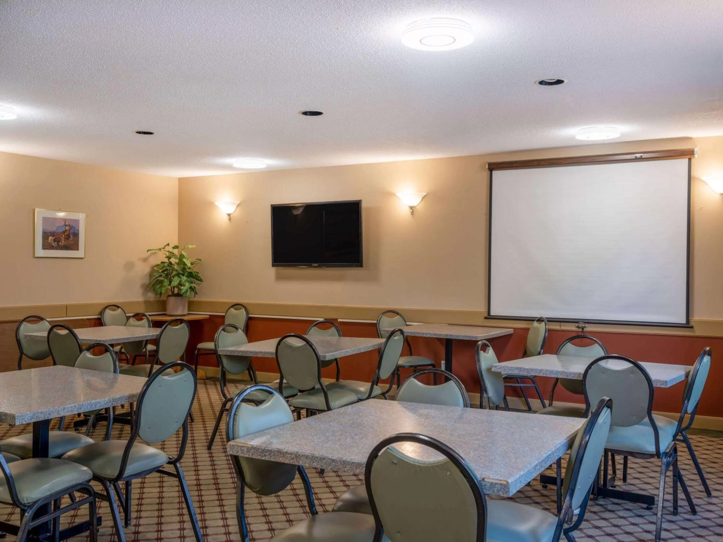 Meeting/conference room in Travelodge by Wyndham Lacombe